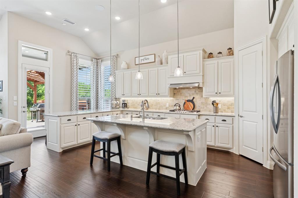 Aledo, Texas, 76008, United States, 3 Bedrooms Bedrooms, ,3 BathroomsBathrooms,Residential,For Sale,1873850