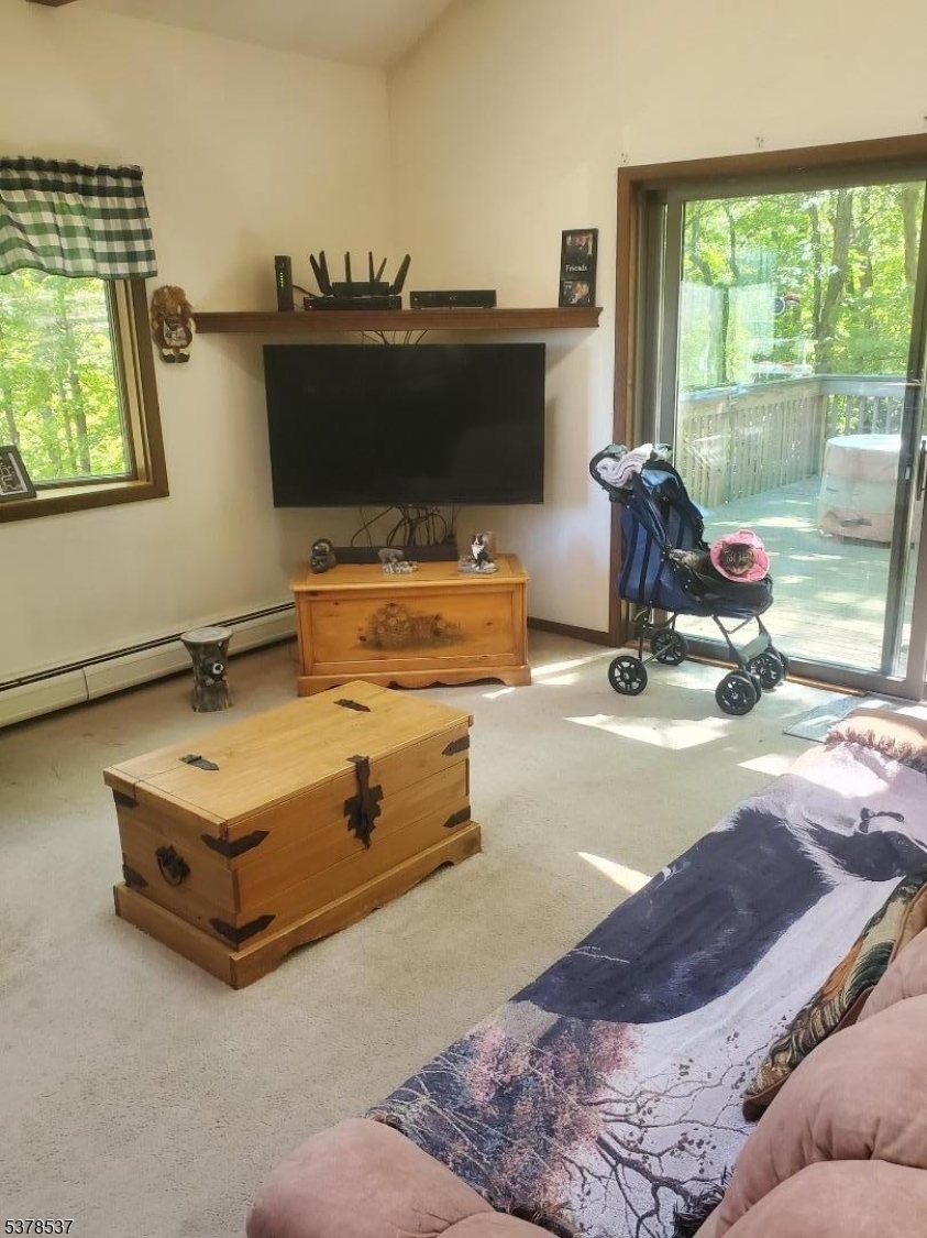 Fredon Twp., New Jersey, 07860, United States, 3 Bedrooms Bedrooms, ,2 BathroomsBathrooms,Residential,For Sale,1924820