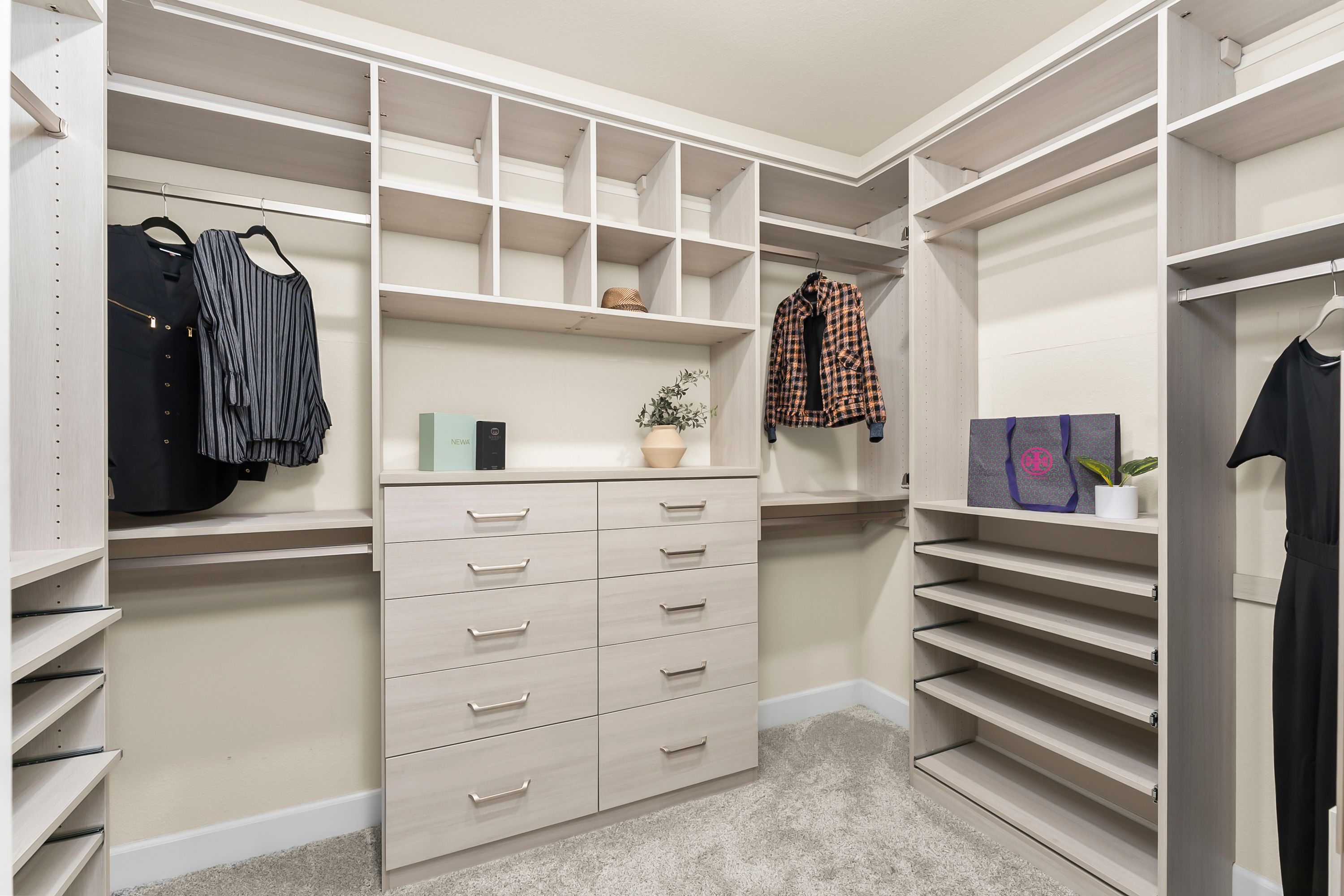  Thoughtful Design Meets Unbeatable El Dorado Hills Location - 物件實景