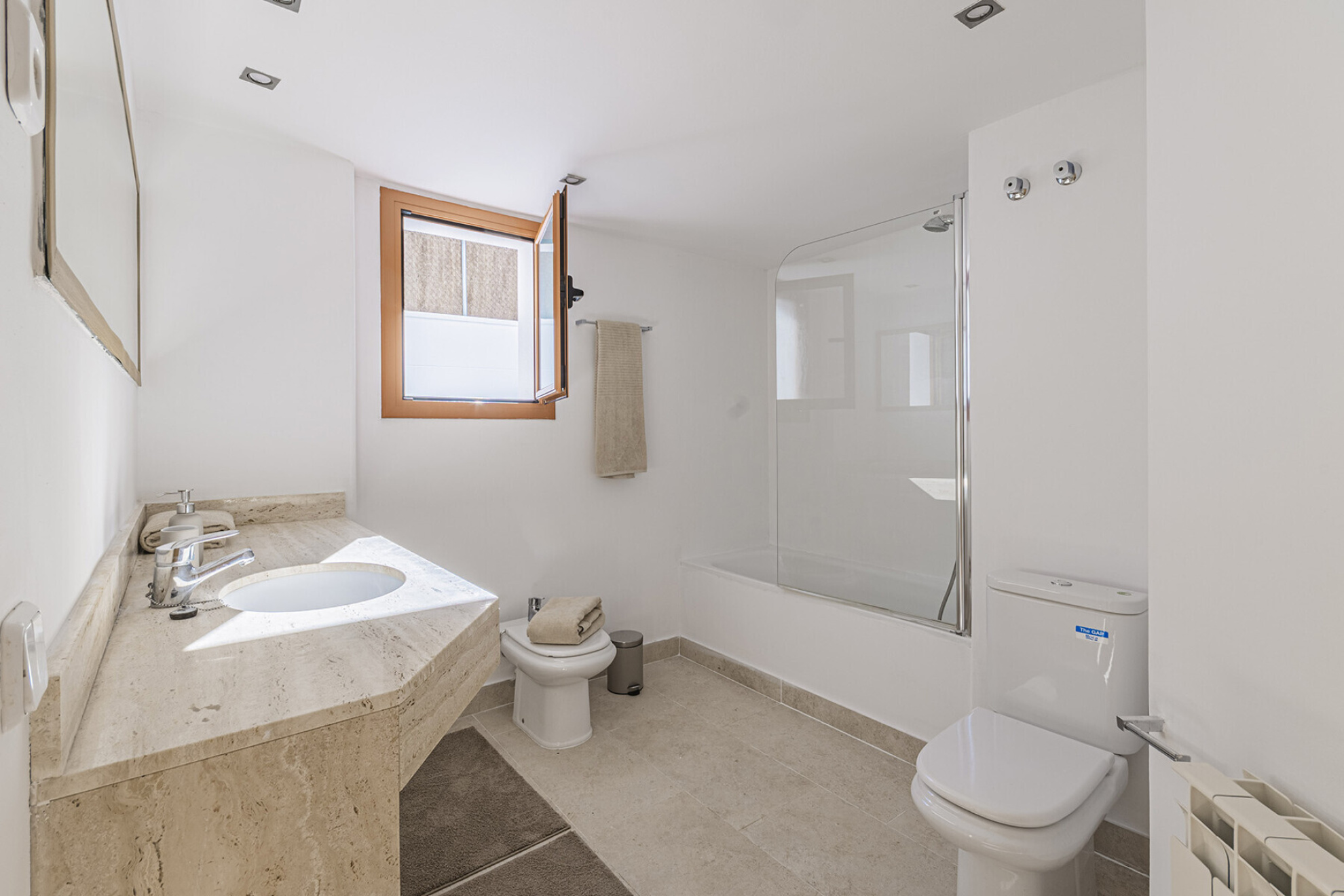  House in Vallvidrera with swimming pool and spectacular views of Tibidabo - 物件實景