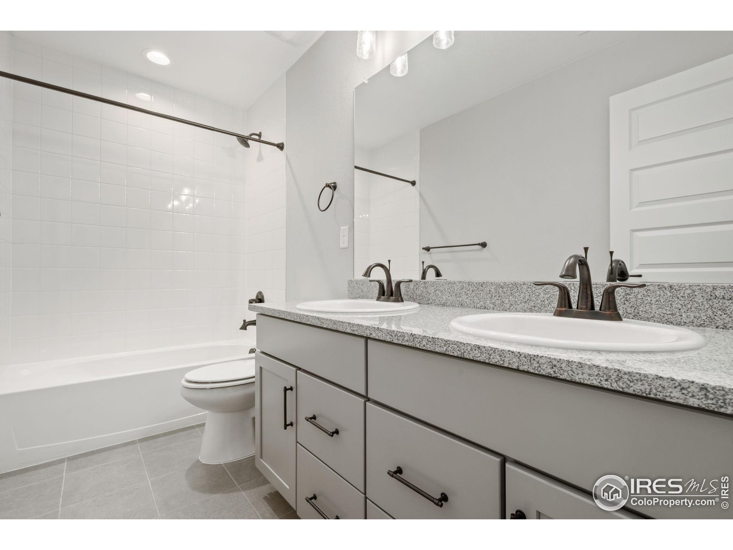 Windsor, Colorado, 80550, United States, 4 Bedrooms Bedrooms, ,3 BathroomsBathrooms,Residential,For Sale,1906753