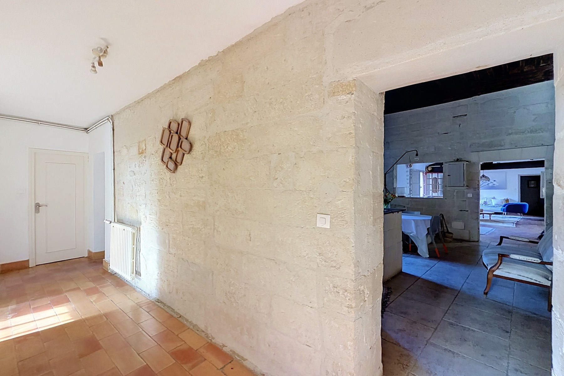 17th Century Private Mansion - 105 m² - Steps from Place aux Herbes - 物件實景