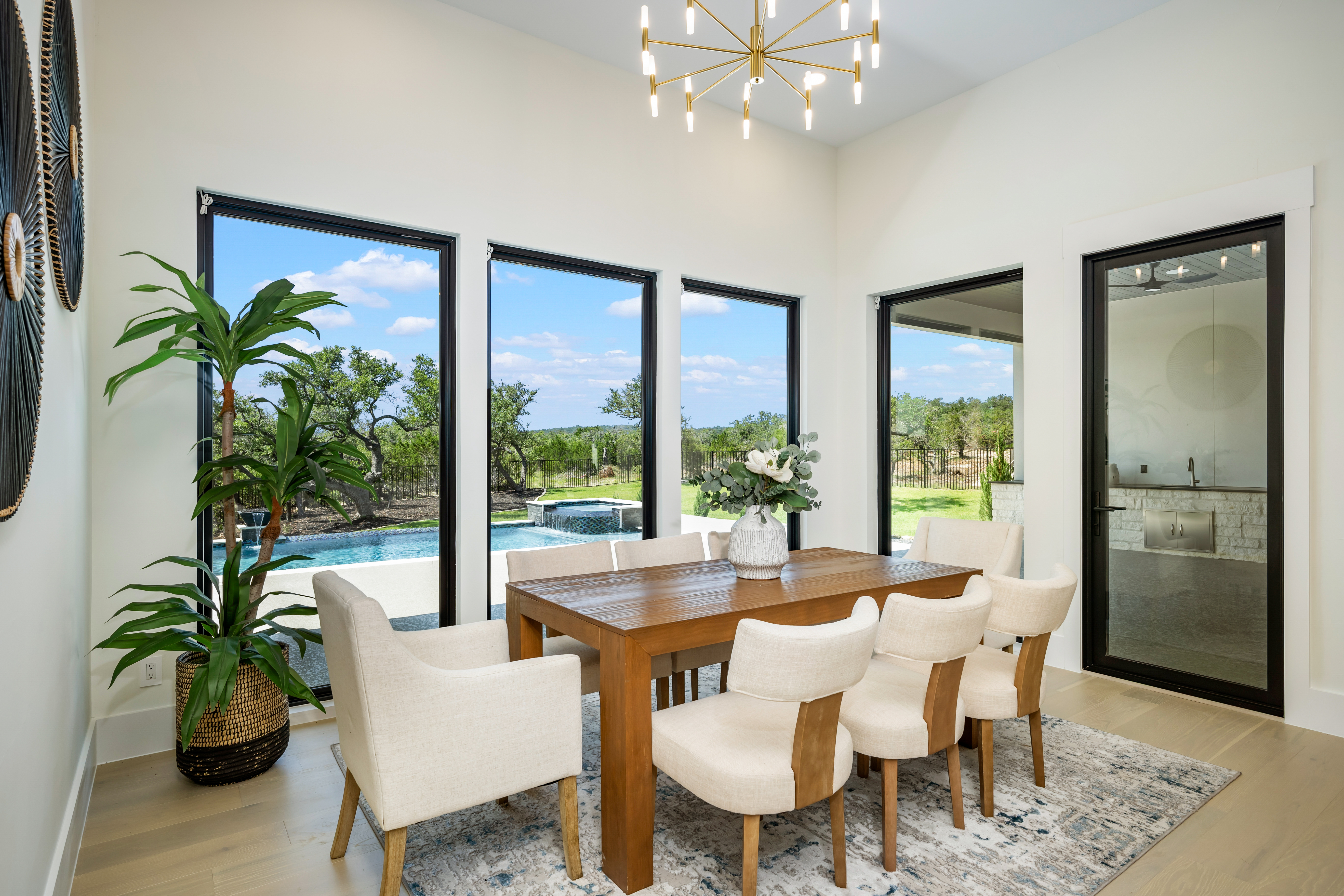  Modern Luxury on 1 Acre - 物件實景