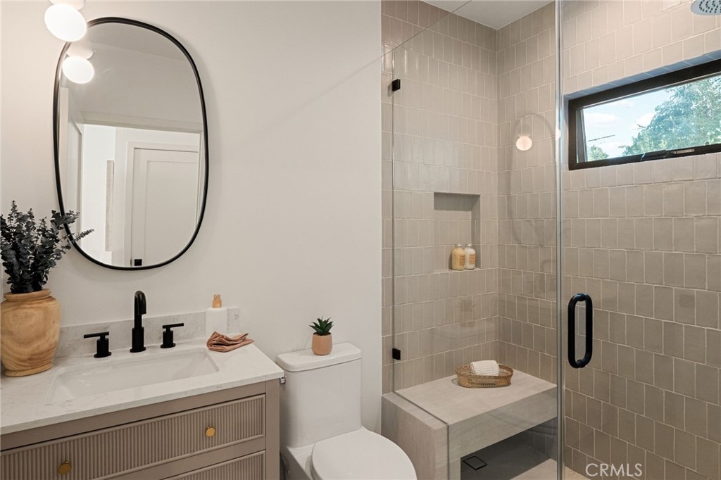 Valley Village, California, 91607, United States, 3 Bedrooms Bedrooms, ,3 BathroomsBathrooms,Residential,For Sale,2002294