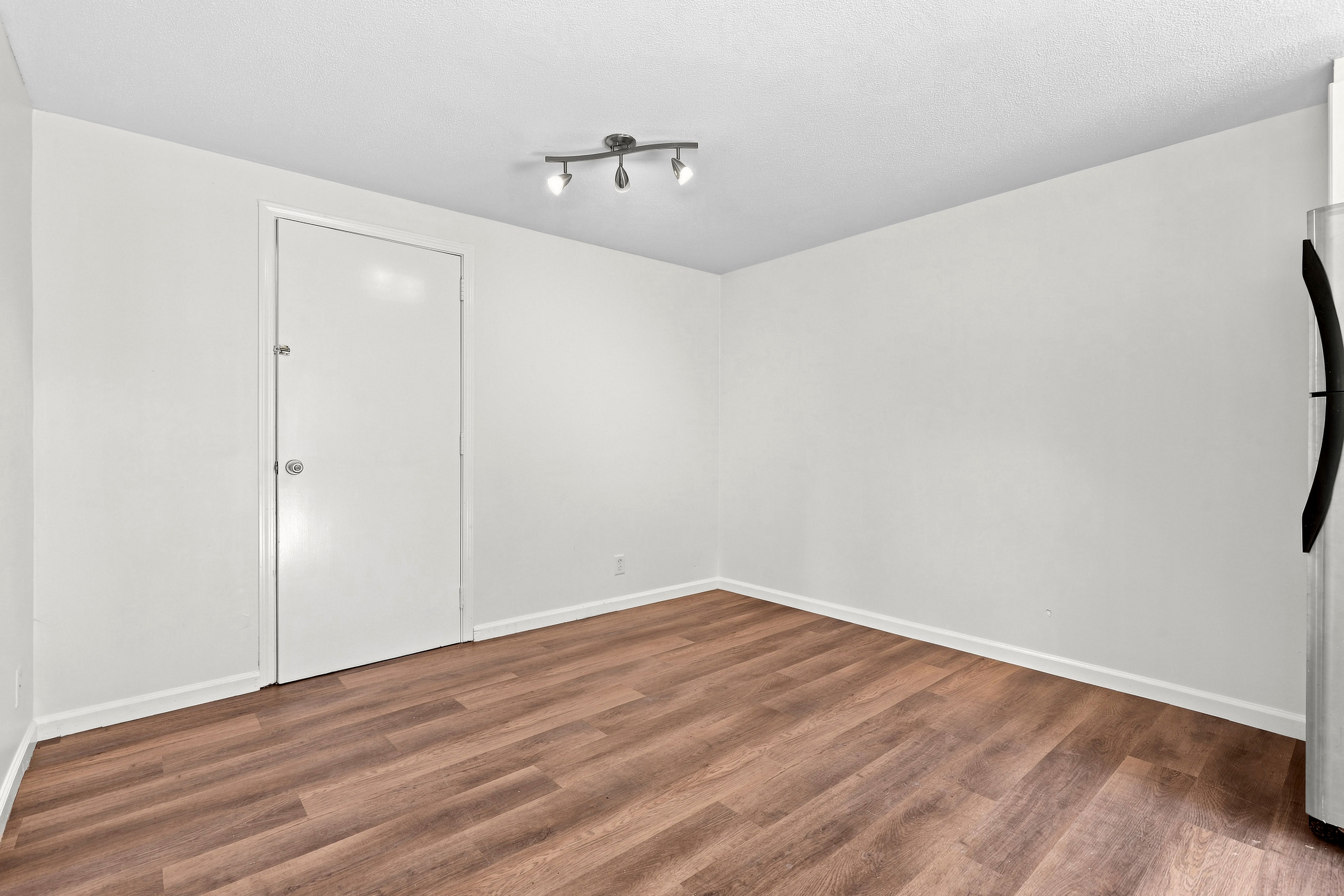  705 Greenlee Road, Whitehall, PA 15227 - 物件實景