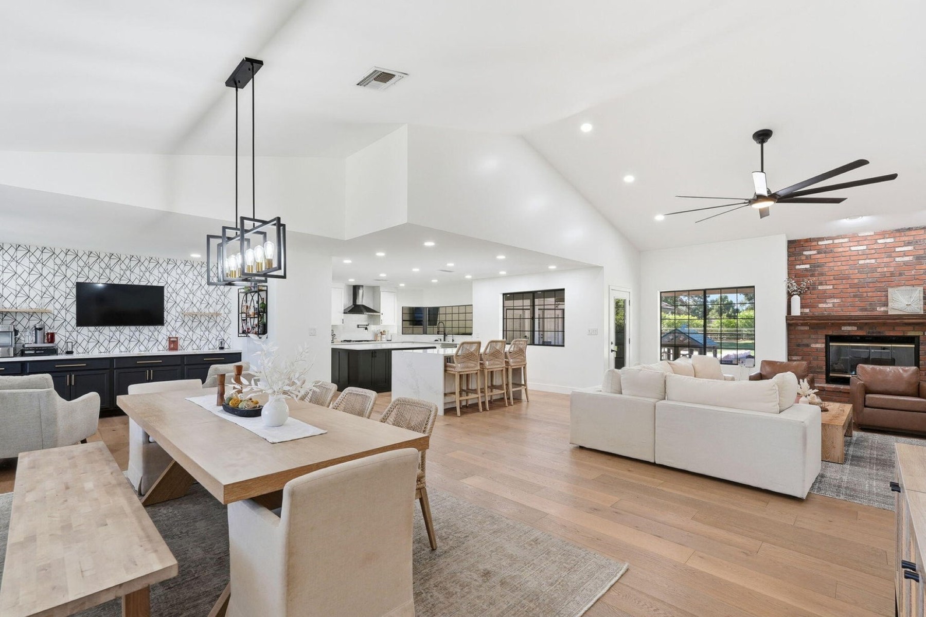 646 E Leah Lane¦Gilbert, AZ - 物件實景