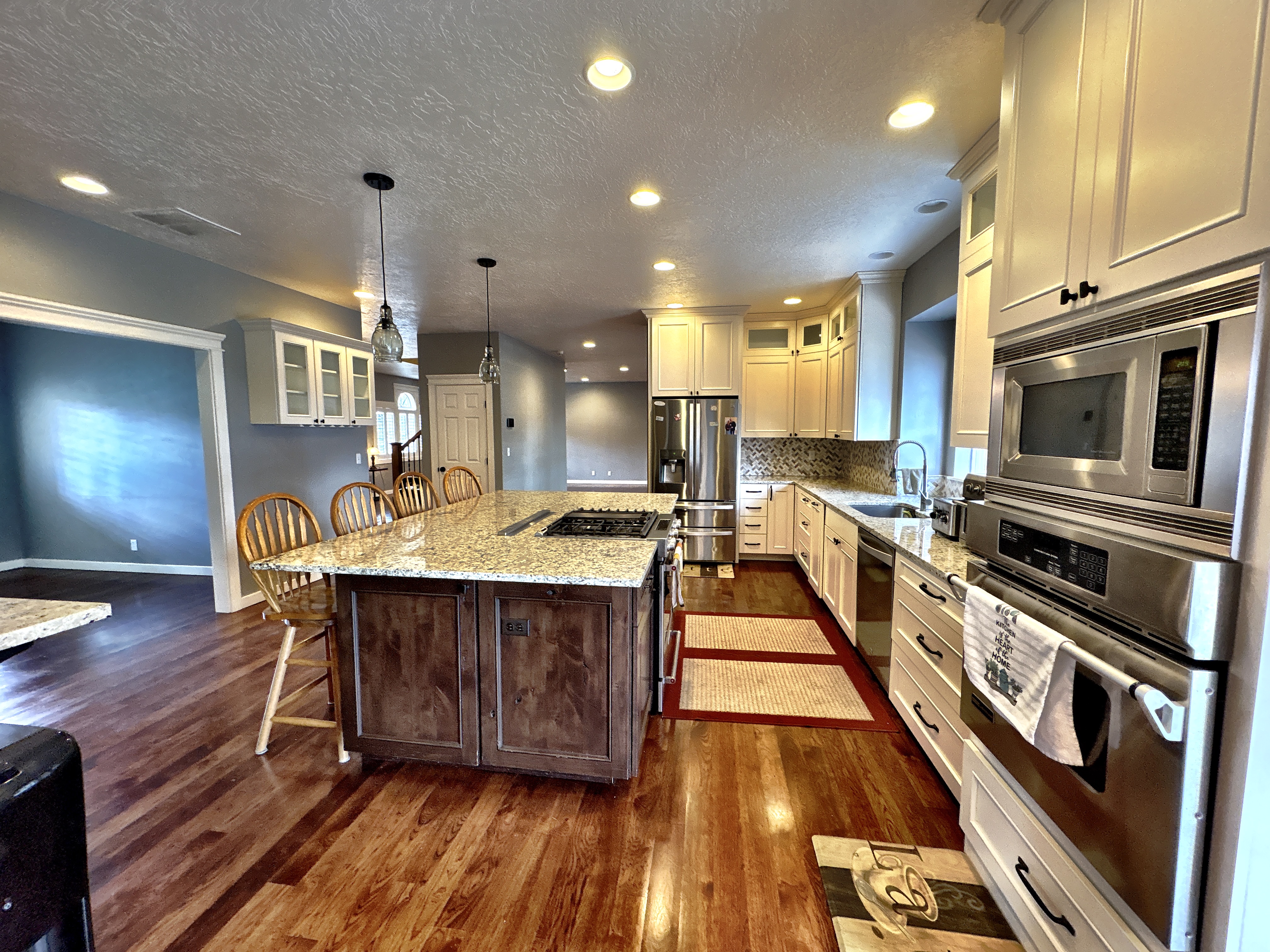Mountain Home, Idaho, 83647, United States, 4 Bedrooms Bedrooms, ,2 BathroomsBathrooms,Residential,For Sale,1814352