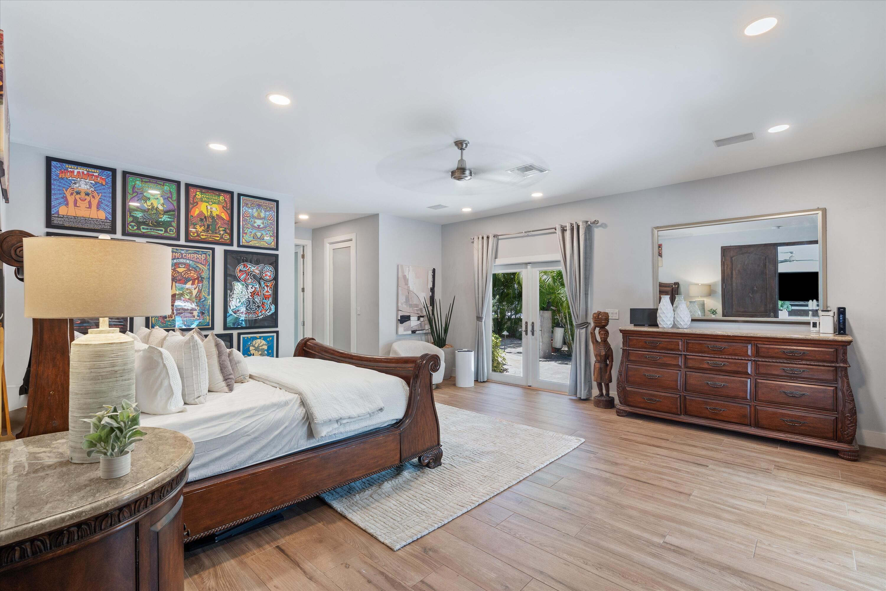 Lighthouse Point, Florida, 33064, United States, 4 Bedrooms Bedrooms, ,4 BathroomsBathrooms,Residential,For Sale,1797003