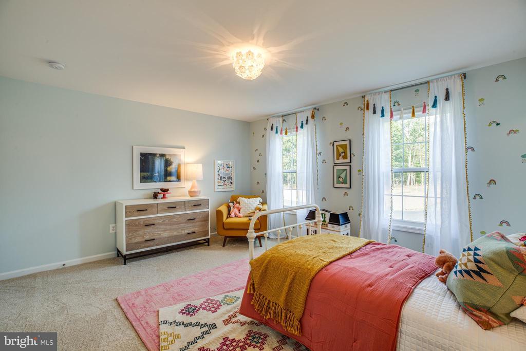 Spotsylvania, Virginia, 22551, United States, 6 Bedrooms Bedrooms, ,4 BathroomsBathrooms,Residential,For Sale,1916890
