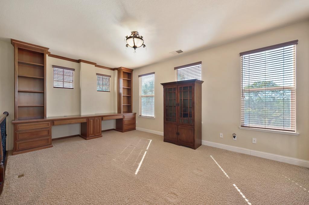 El Dorado Hills, California, 95762, United States, 4 Bedrooms Bedrooms, ,4 BathroomsBathrooms,Residential,For Sale,1988324