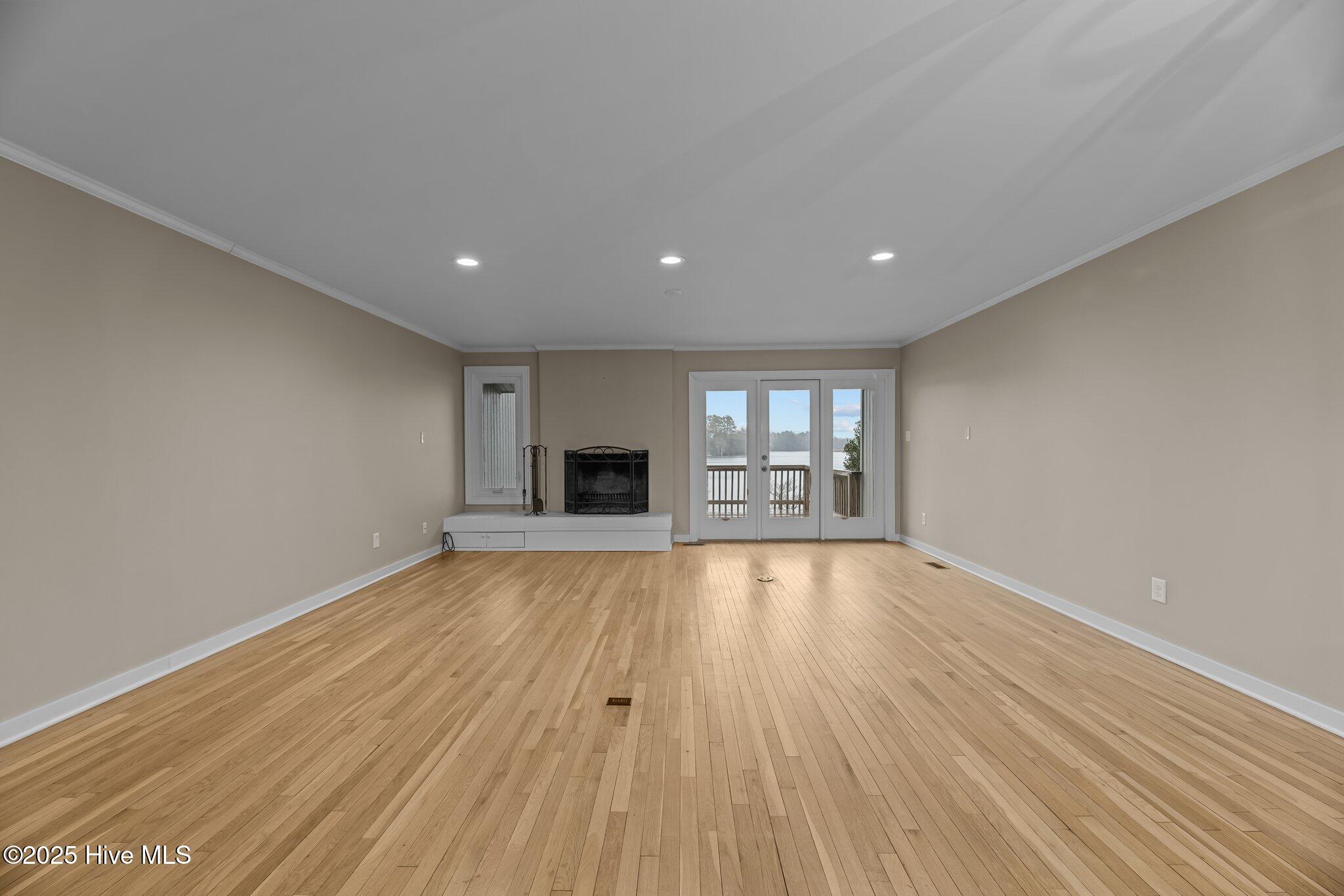 New Bern, North Carolina, 28562, United States, 2 Bedrooms Bedrooms, ,3 BathroomsBathrooms,Residential,For Sale,1695183