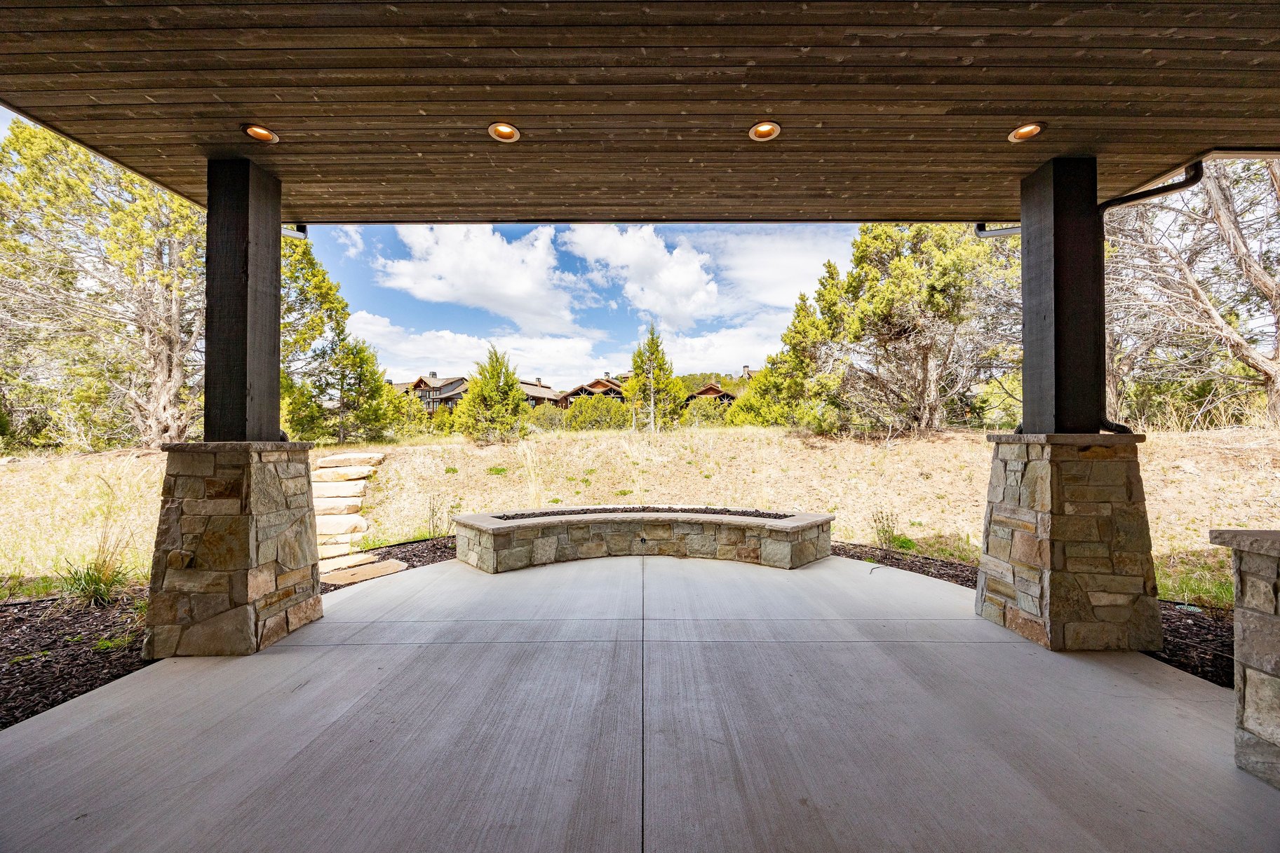 Custom Home Located by the Hole 18 of Red Ledges - 物件實景