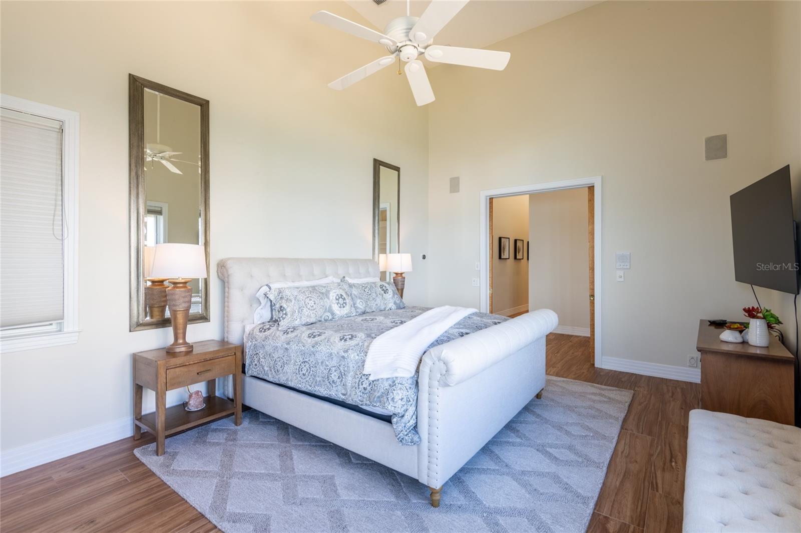 St. Petersburg, Florida, 33711, United States, 4 Bedrooms Bedrooms, ,4 BathroomsBathrooms,Residential,For Sale,1900665