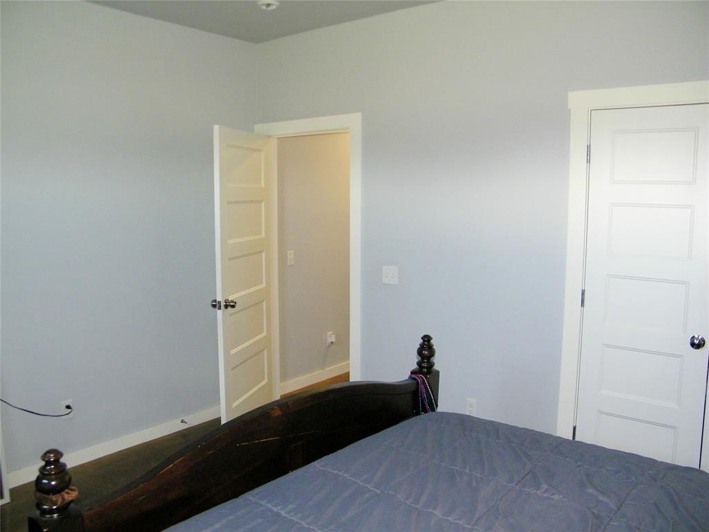 Kingfisher, Oklahoma, 73750, United States, 4 Bedrooms Bedrooms, ,3 BathroomsBathrooms,Residential,For Sale,2005459