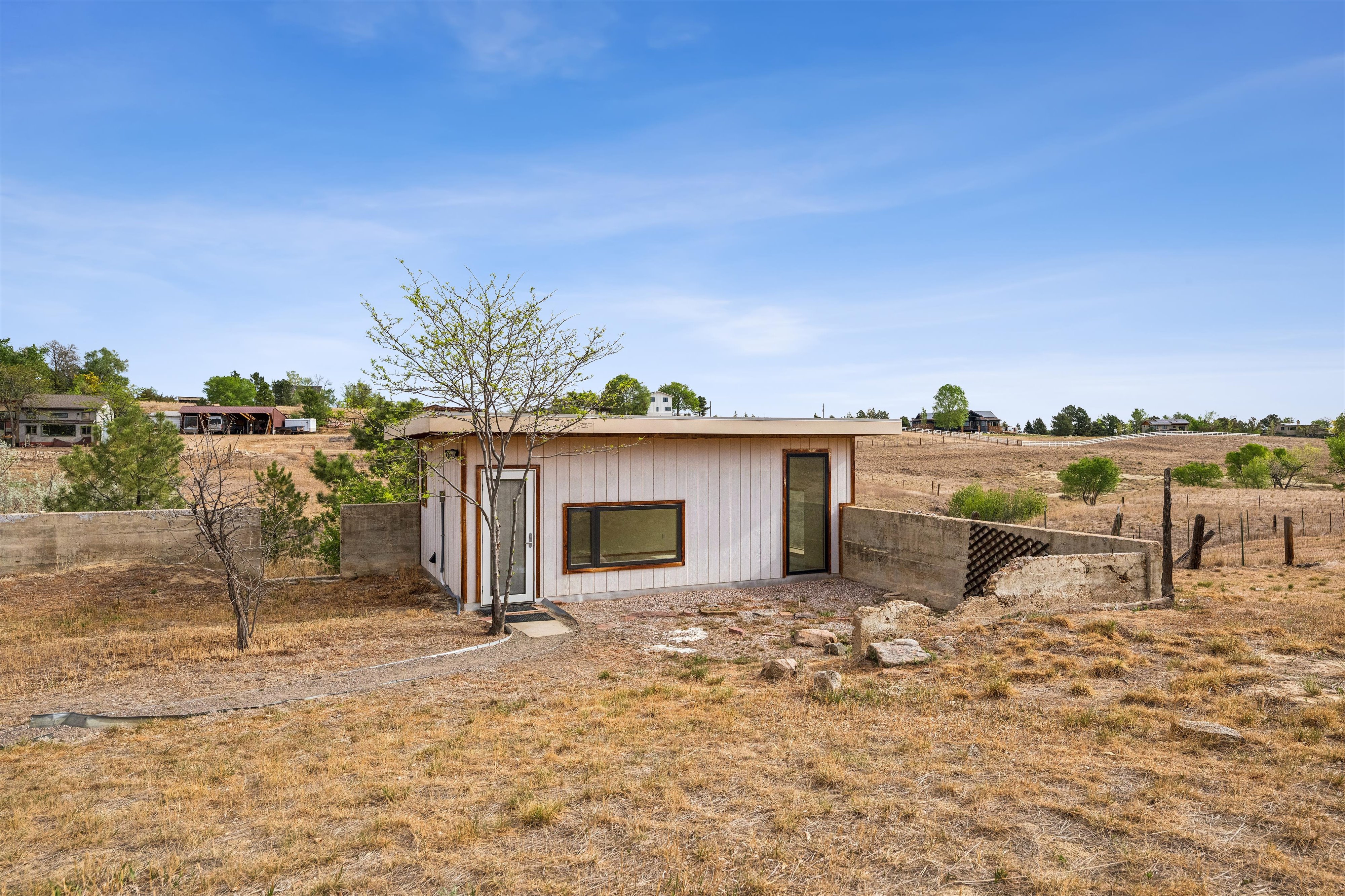  Multi-Structure Property on 3.68 Acres Suitable for Small-Scale Agriculture - 物件實景