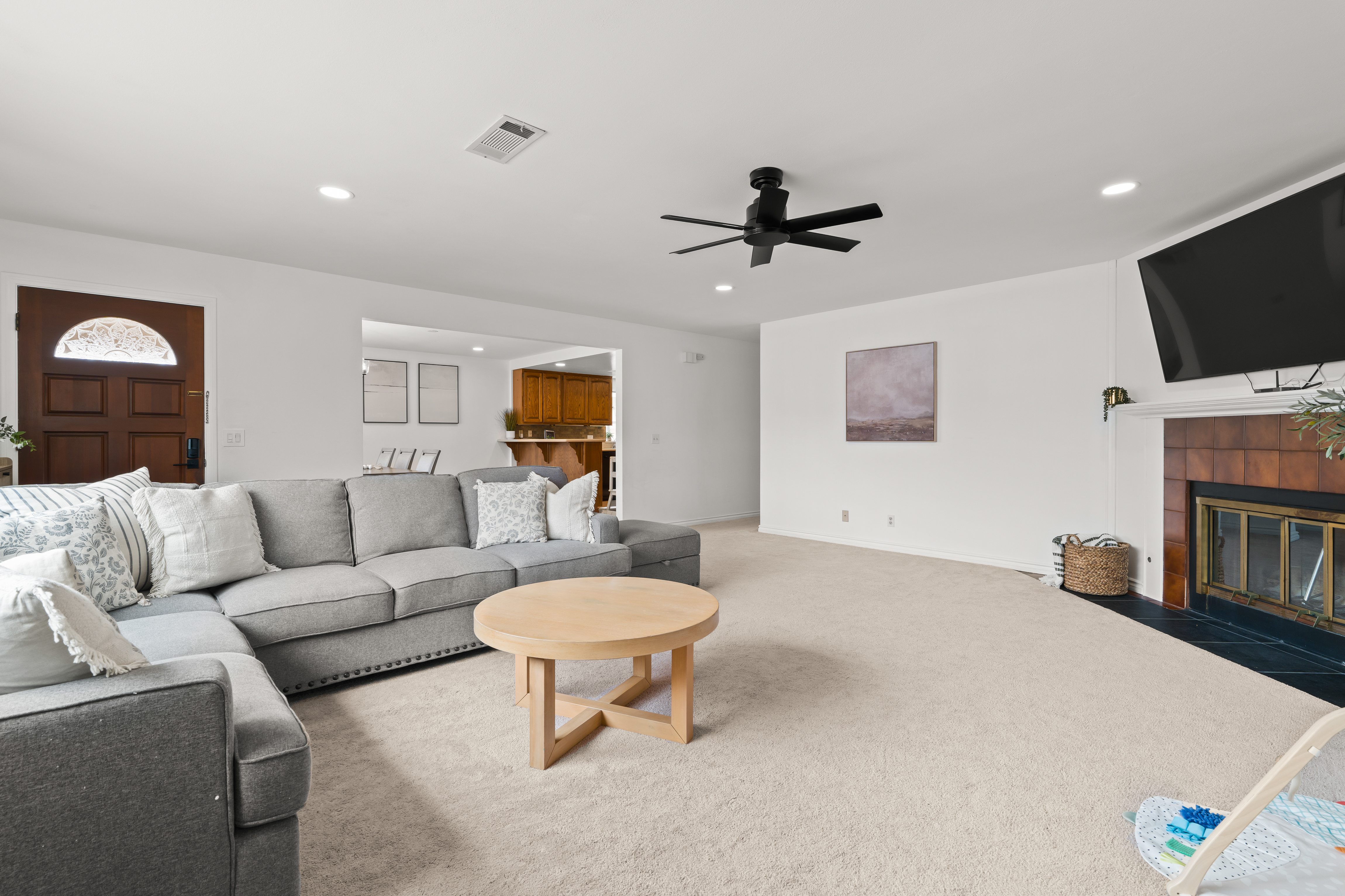  171 Lang Street, Ventura, CA 93003 - 物件實景