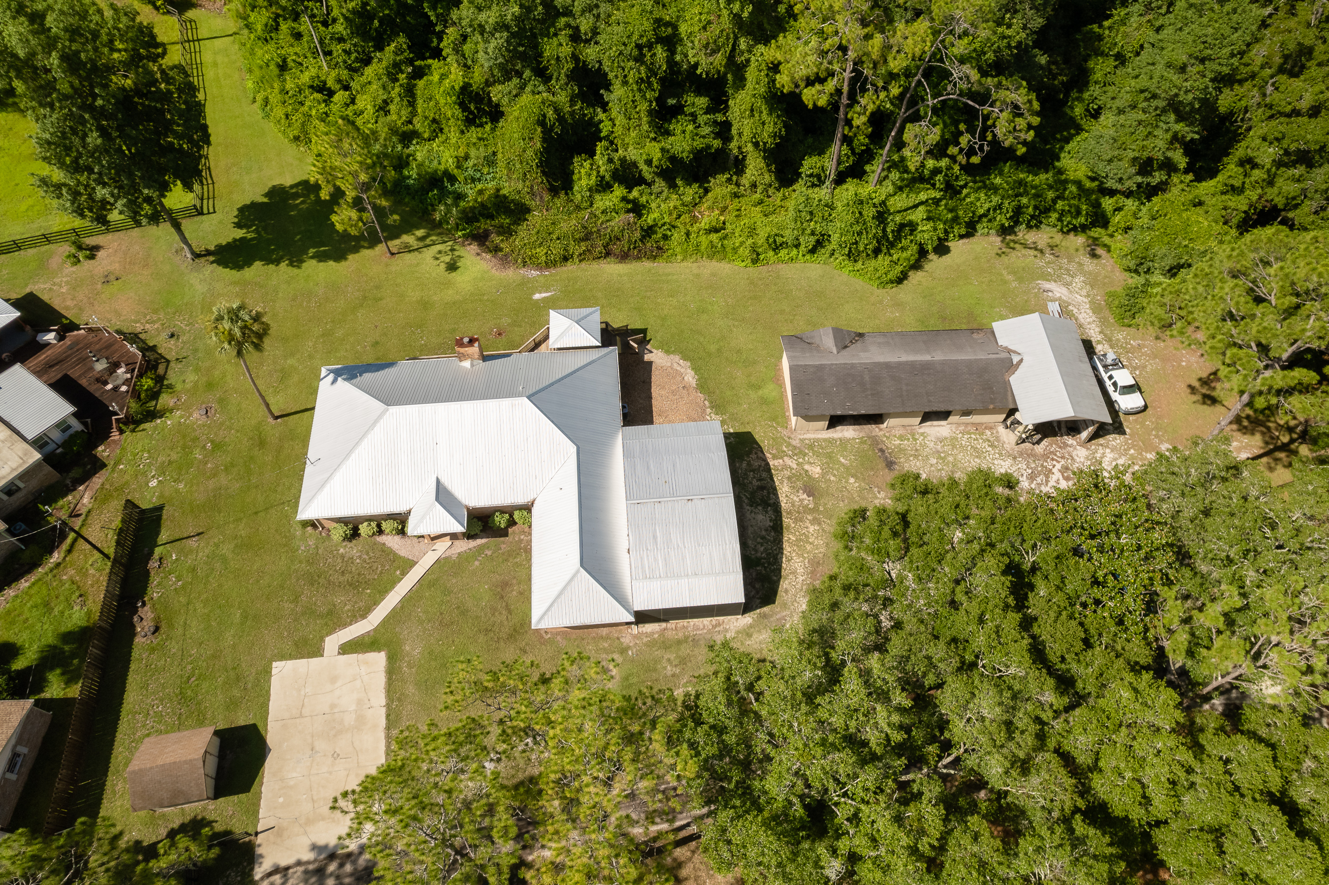 Hawthorne, Florida, 32640, United States, 5 Bedrooms Bedrooms, ,2 BathroomsBathrooms,Residential,For Sale,1903674