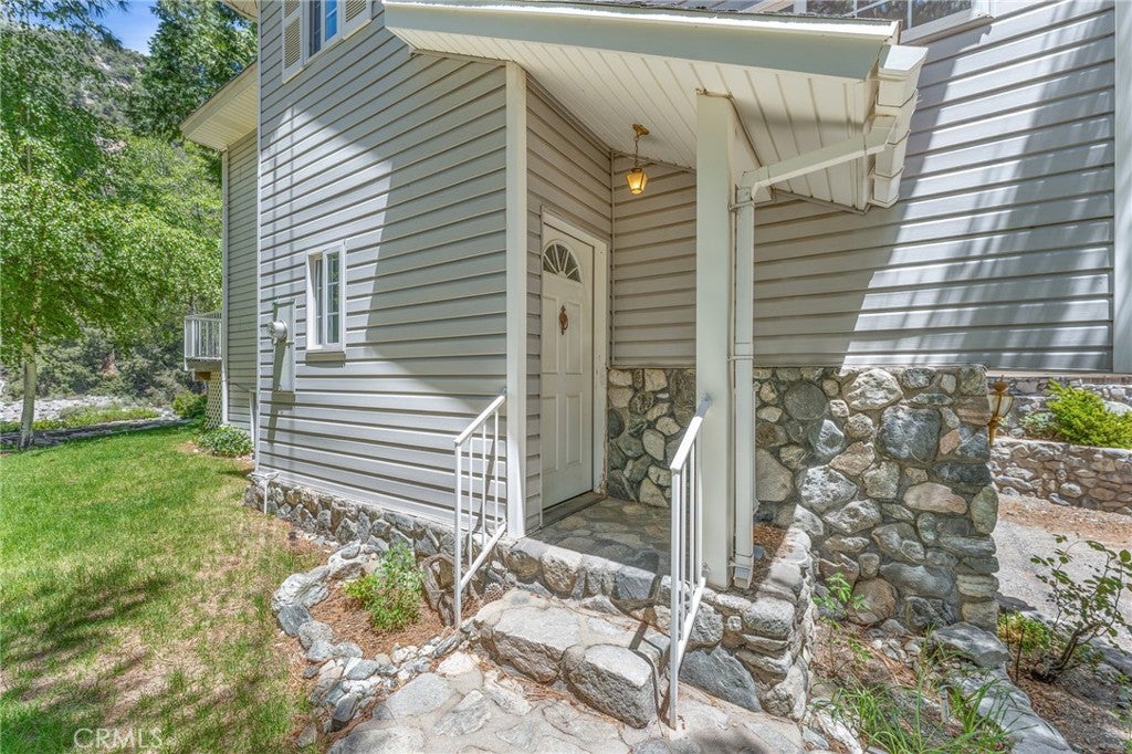 Forest Falls, California, 92339, United States, 2 Bedrooms Bedrooms, ,3 BathroomsBathrooms,Residential,For Sale,1928200