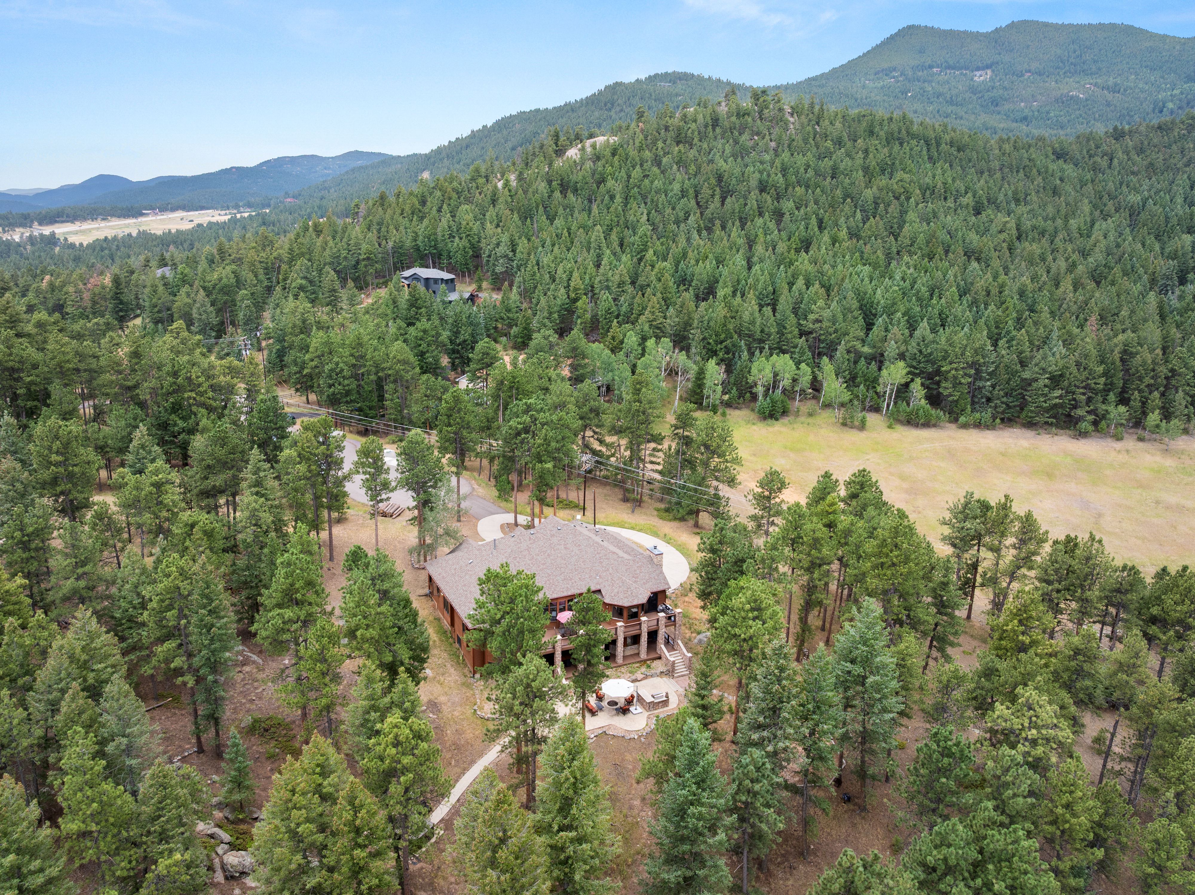  Exceptional Custom-Built Mountain Home - 物件實景