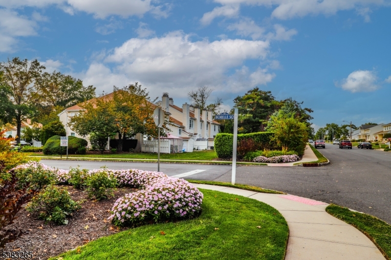 Sayreville Boro, New Jersey, 08859, United States, 2 Bedrooms Bedrooms, ,3 BathroomsBathrooms,Residential,For Sale,1962981