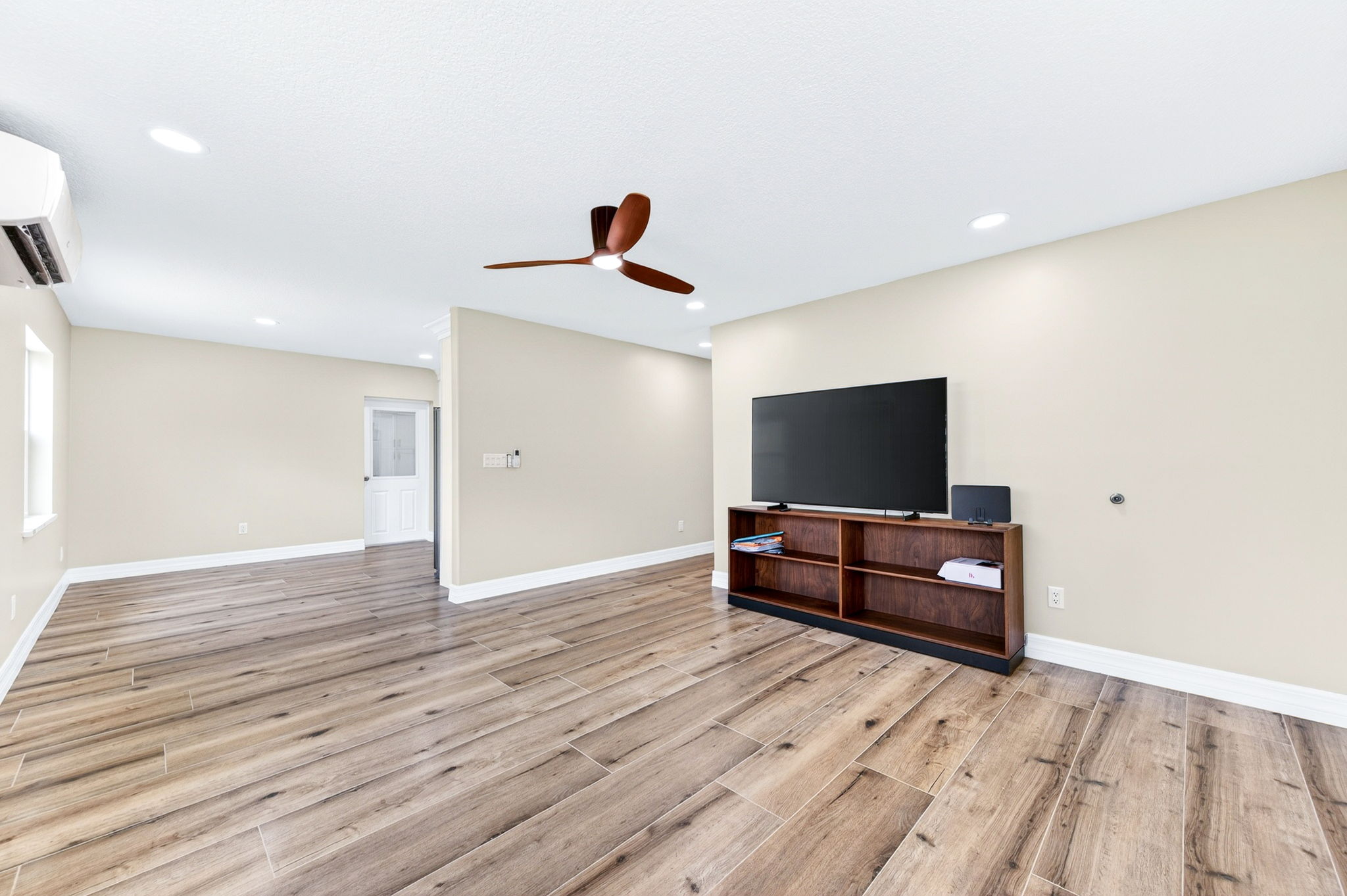 2517 Lipscomb Street, Melbourne, FL, 32901 - 物件實景