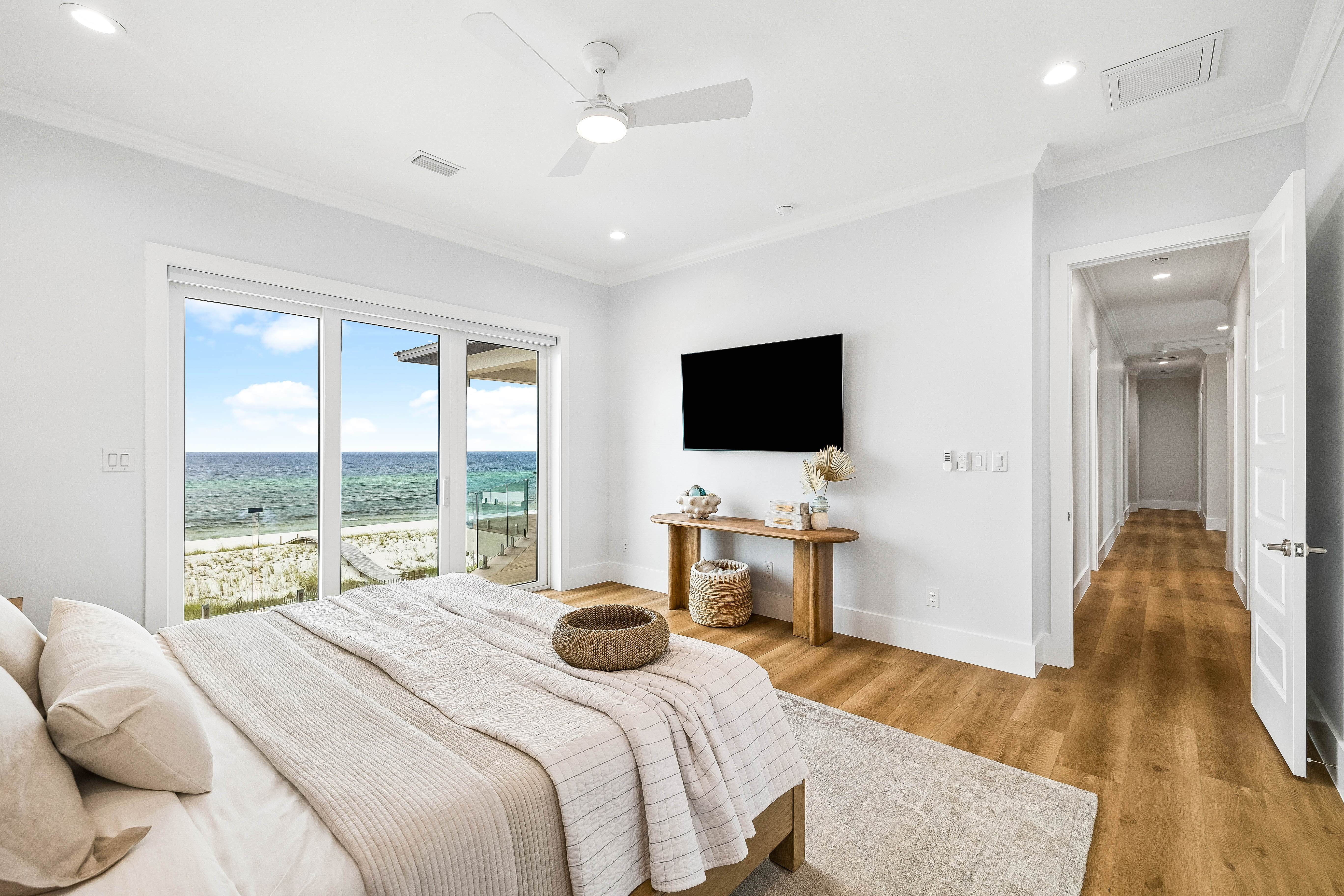  A New Benchmark for Luxury on Navarre Beach - 物件實景