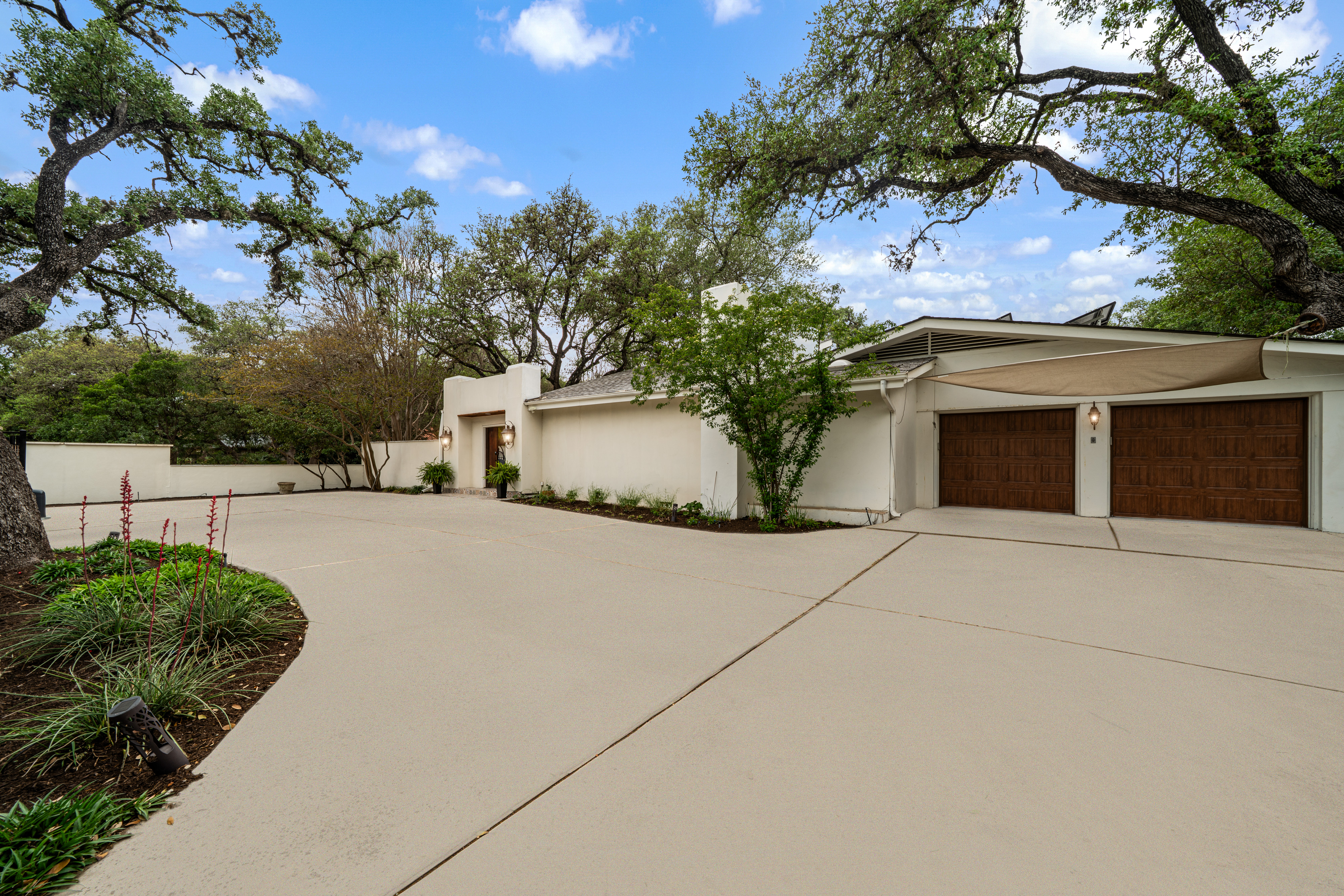  Experience Rare Privacy and Resort Style Living in Alamo Heights - 物件實景