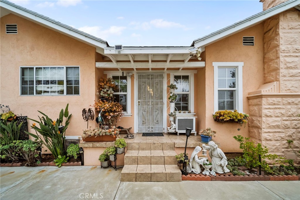 Los Angeles, California, 90041, United States, ,Residential,For Sale,2013561