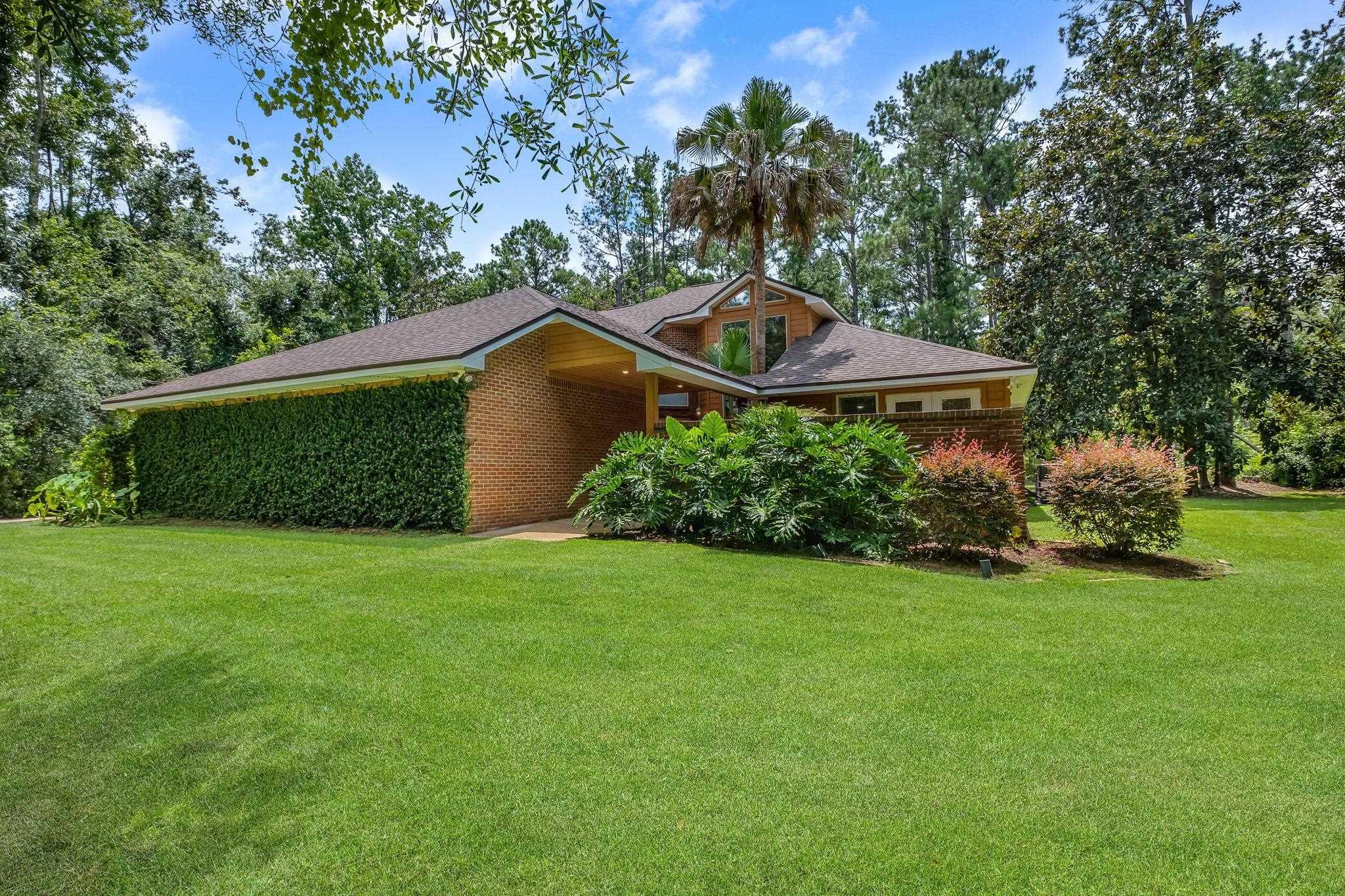 Tallahassee, Florida, 32311, United States, 4 Bedrooms Bedrooms, ,3 BathroomsBathrooms,Residential,For Sale,1827552