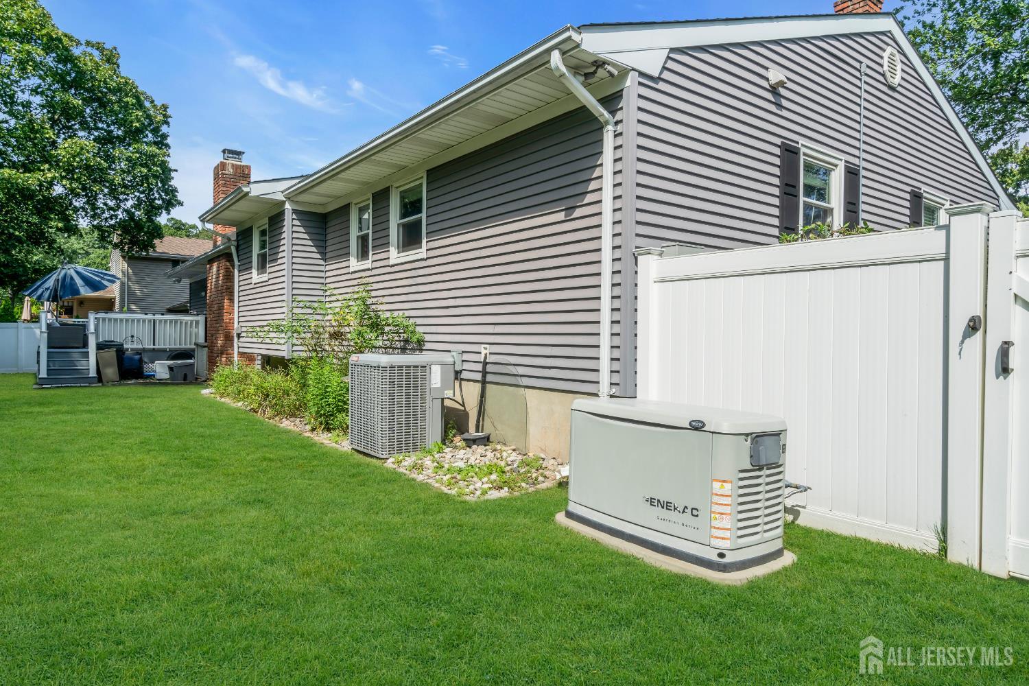 South Plainfield, New Jersey, 07080, United States, 3 Bedrooms Bedrooms, ,3 BathroomsBathrooms,Residential,For Sale,1939790