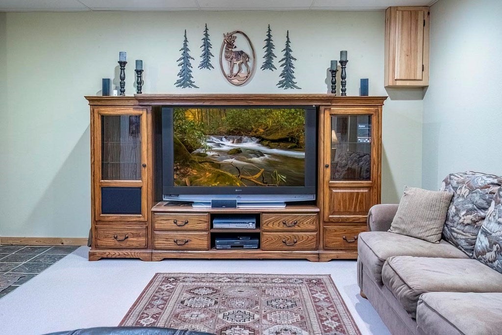 Morganton, Georgia, 30560, United States, 3 Bedrooms Bedrooms, ,4 BathroomsBathrooms,Residential,For Sale,1826410