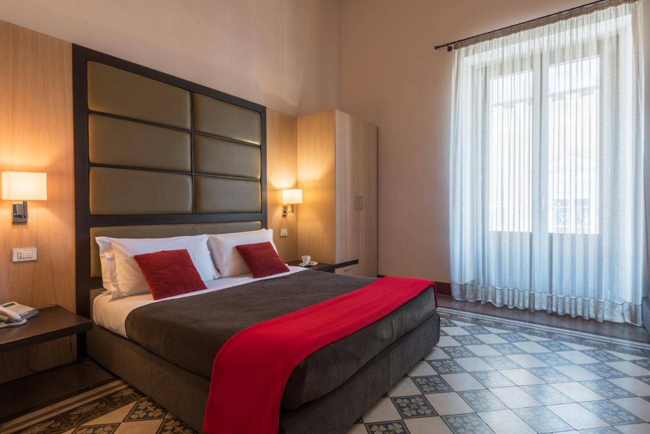 Ragusa, Ragusa, 97100, IT, 11 Bedrooms Bedrooms, ,11 BathroomsBathrooms,Residential,For Sale,1687176