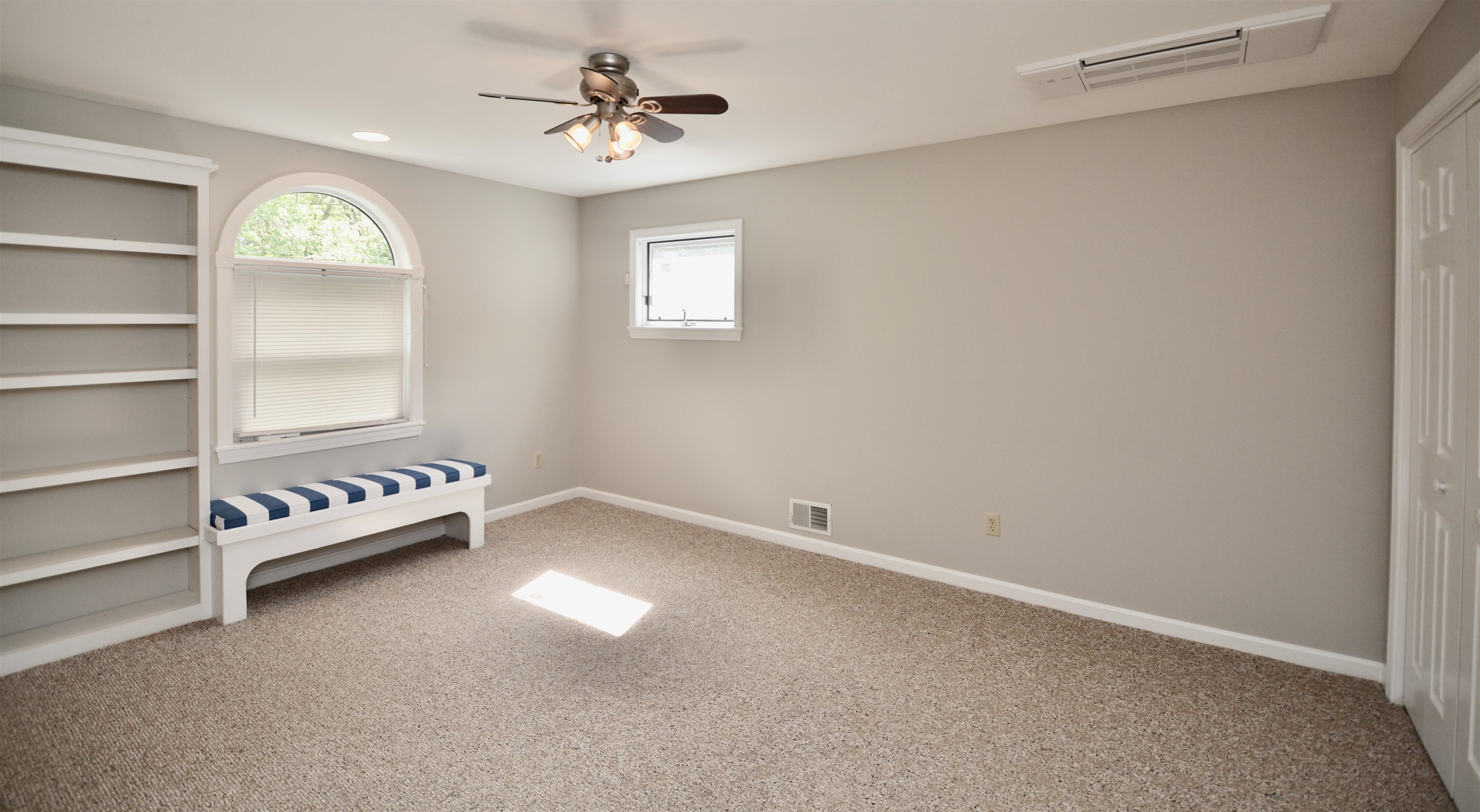 Grantham, New Hampshire, 03753, United States, 3 Bedrooms Bedrooms, ,3 BathroomsBathrooms,Residential,For Sale,1932050