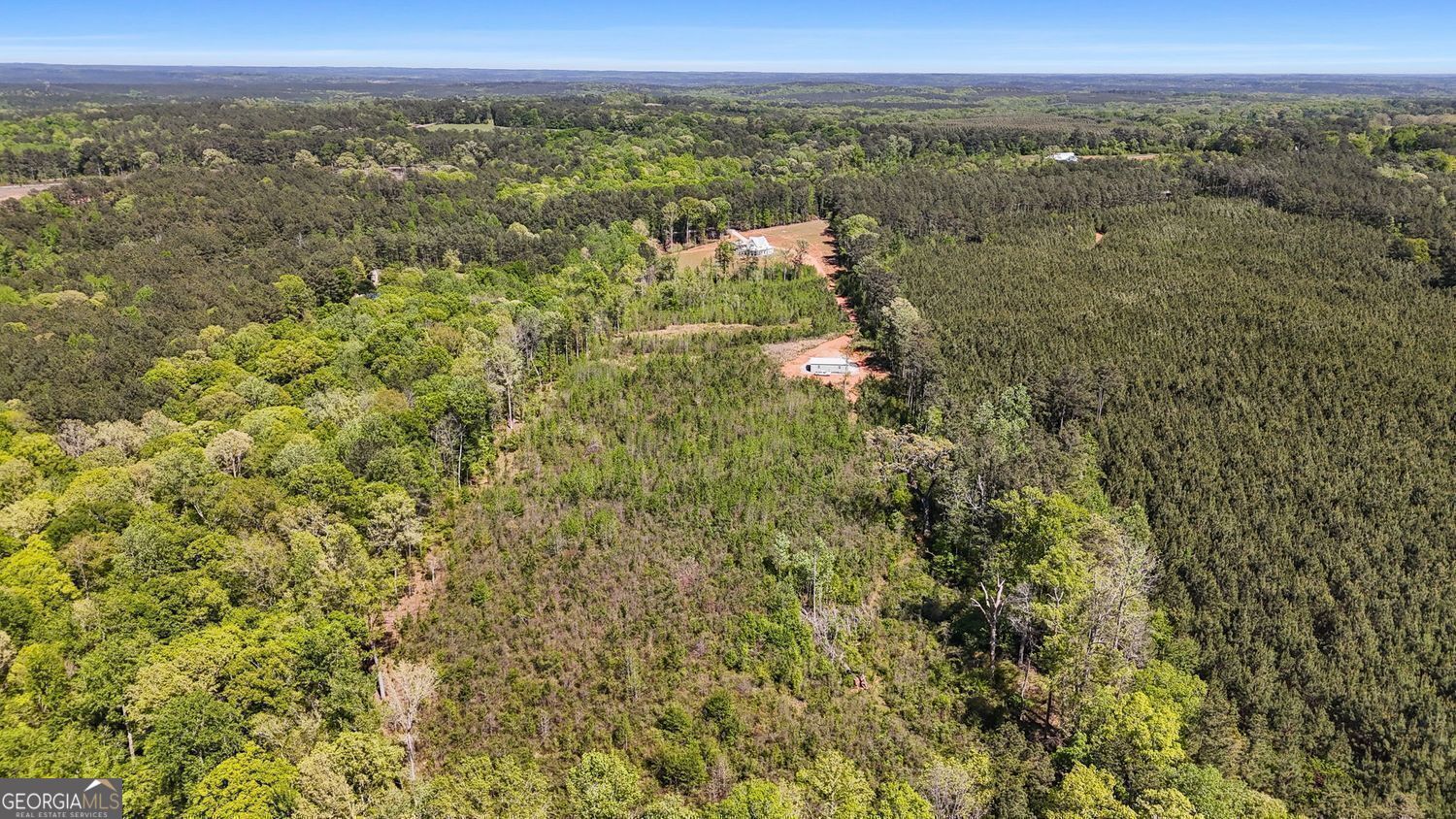 Flovilla, Georgia, 30216, United States, 4 Bedrooms Bedrooms, ,4 BathroomsBathrooms,Residential,For Sale,1859112