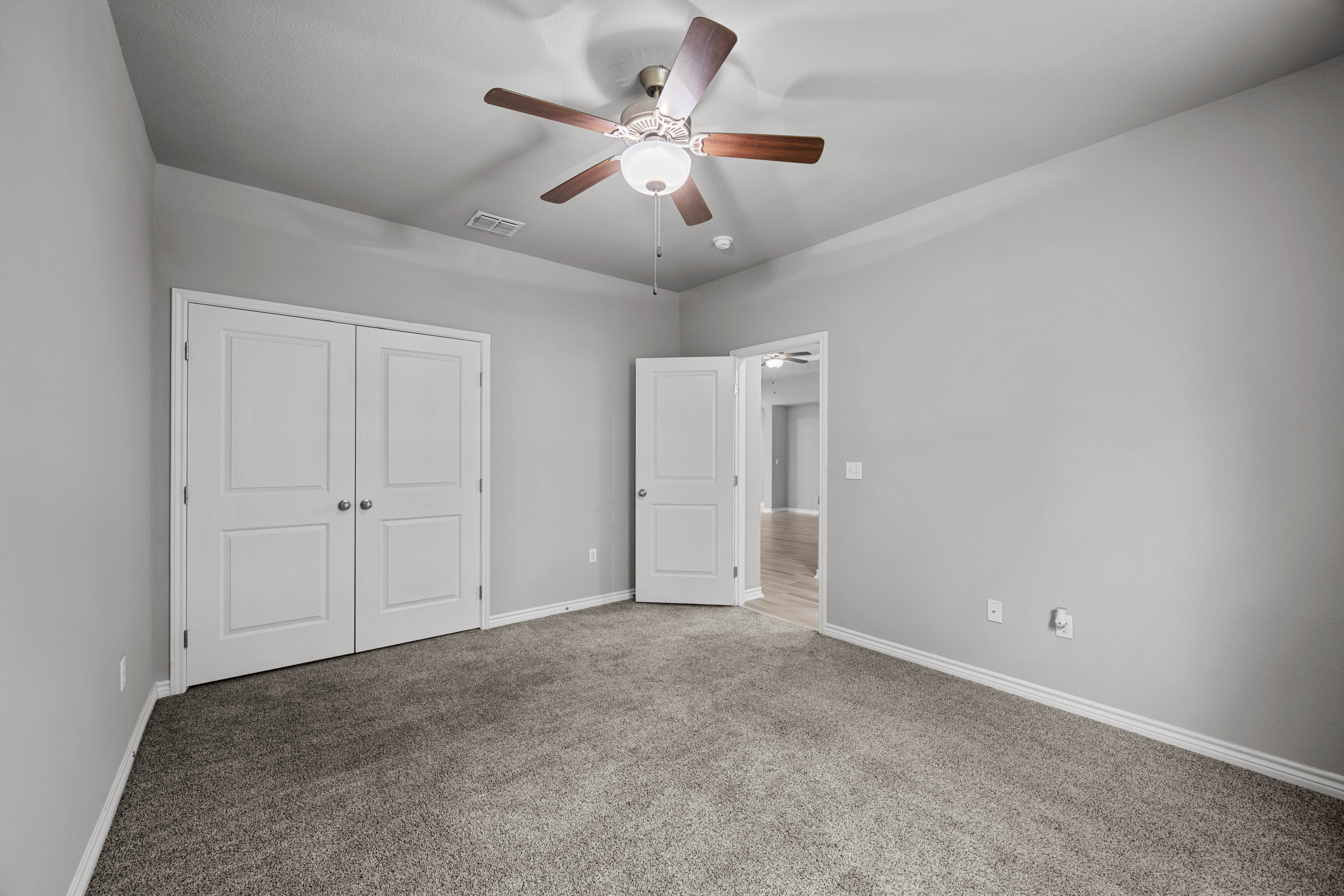  Gorgeous 4BR Home in Wandering Oaks - 物件實景