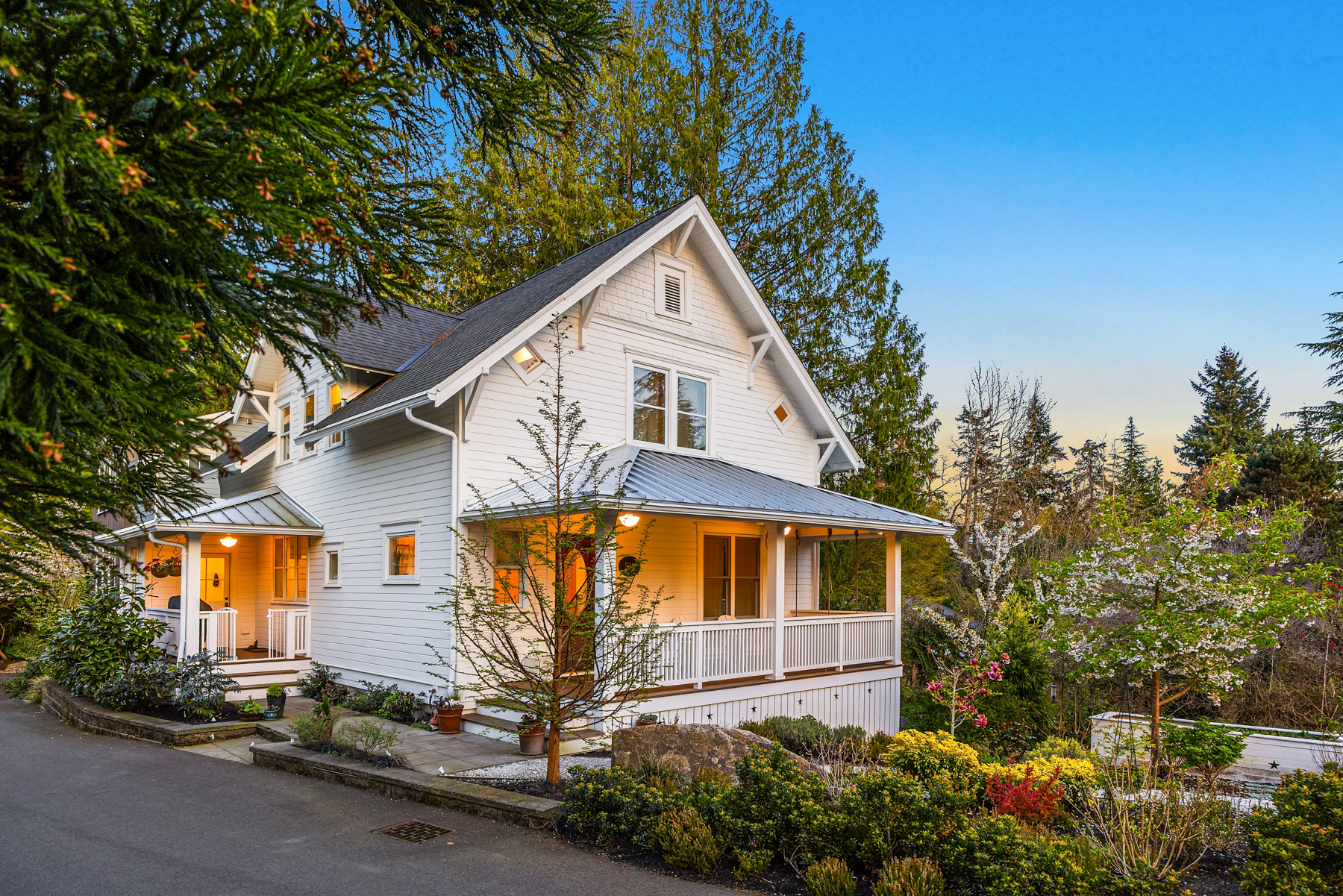 503 Groos Lane NE, Bainbridge Island, WA 98110