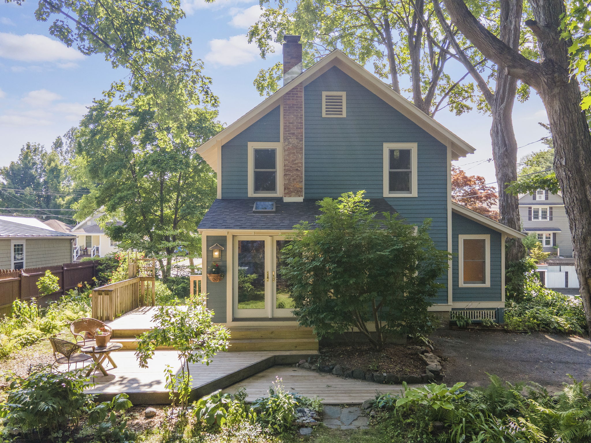  6 Pinewood Avenue, Saratoga Springs, NY, 12866 - 物件實景