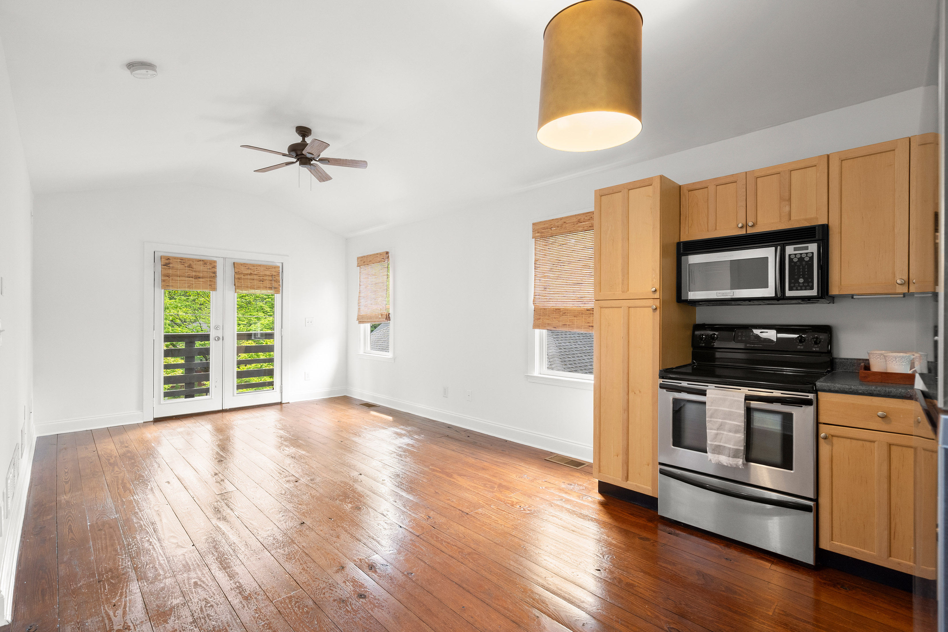  Charming Renovated 1935 Cottage in the Sought-After Underwood Hills Neighborhood - 物件實景