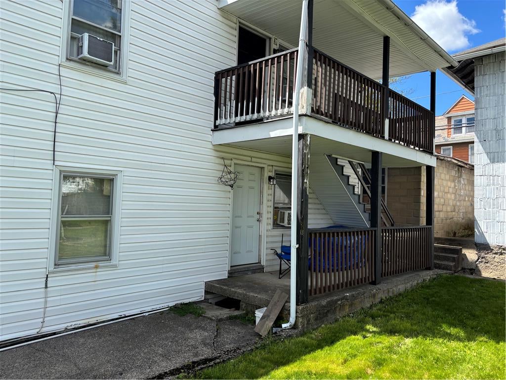 Pen Argyl Boro, Pennsylvania, 18072, United States, 16 Bedrooms Bedrooms, ,8 BathroomsBathrooms,Residential,For Sale,2048529