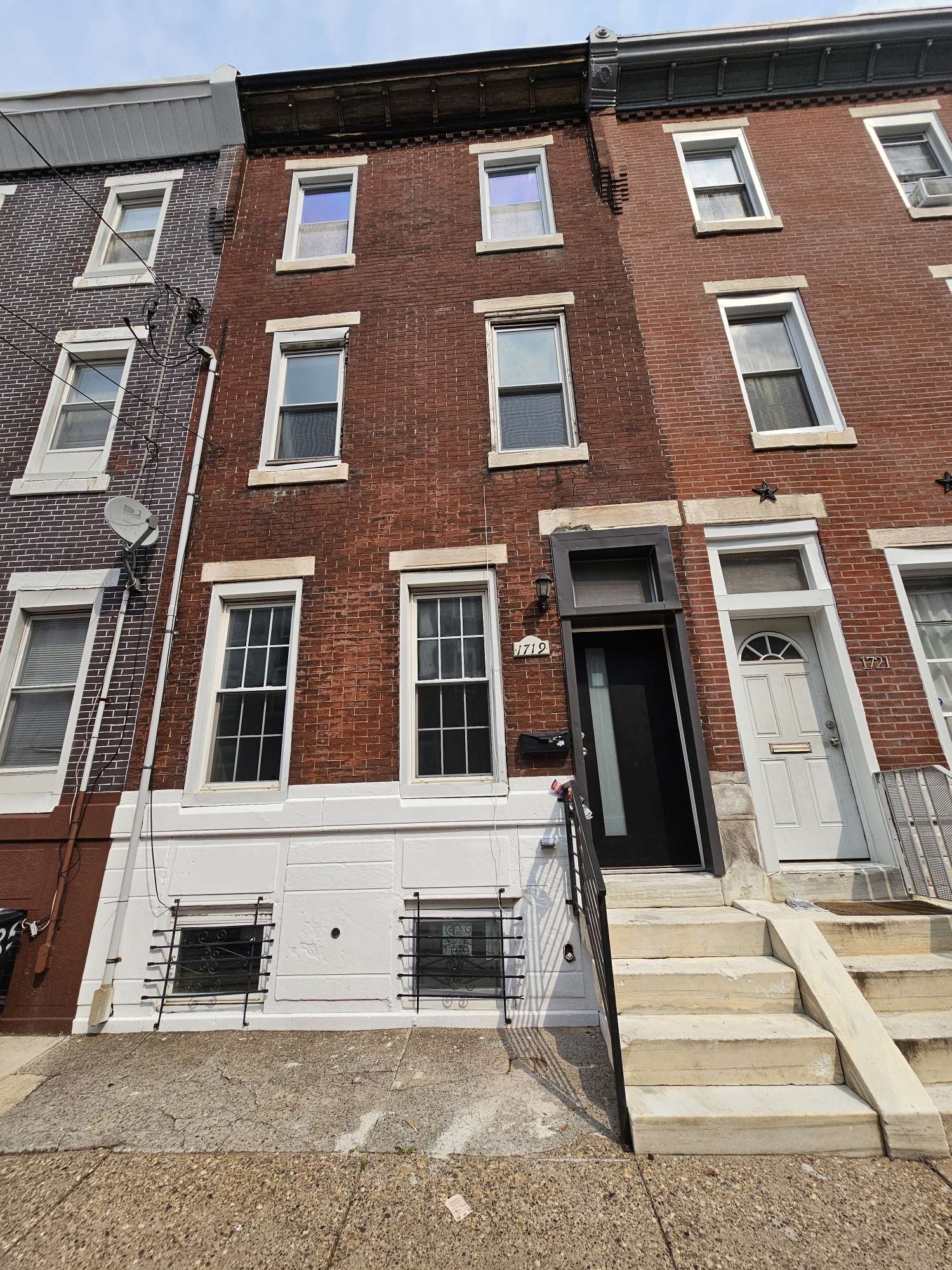 Philadelphia, Pennsylvania, 19145, United States, 4 Bedrooms Bedrooms, ,3 BathroomsBathrooms,Residential,For Sale,1979613