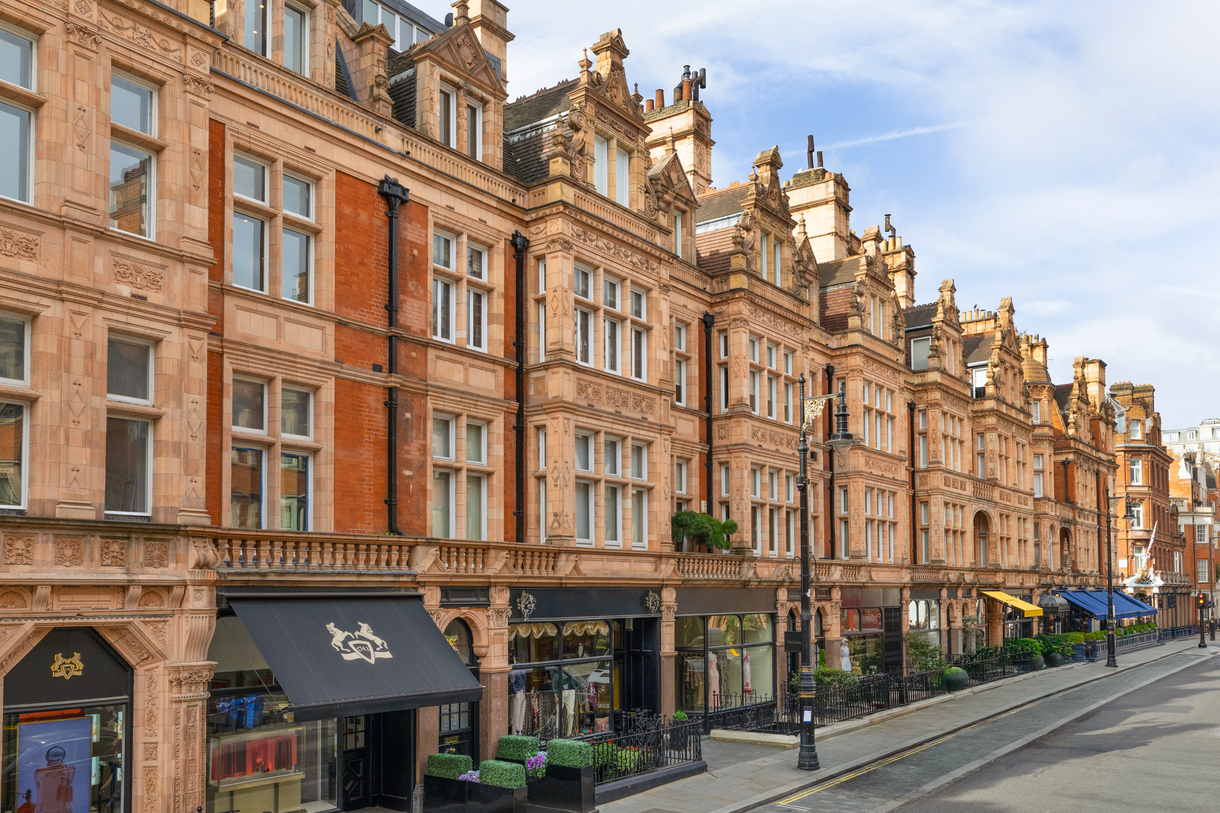  A Grand Mayfair Apartment Overlooking Mount Street Gardens - 物件實景