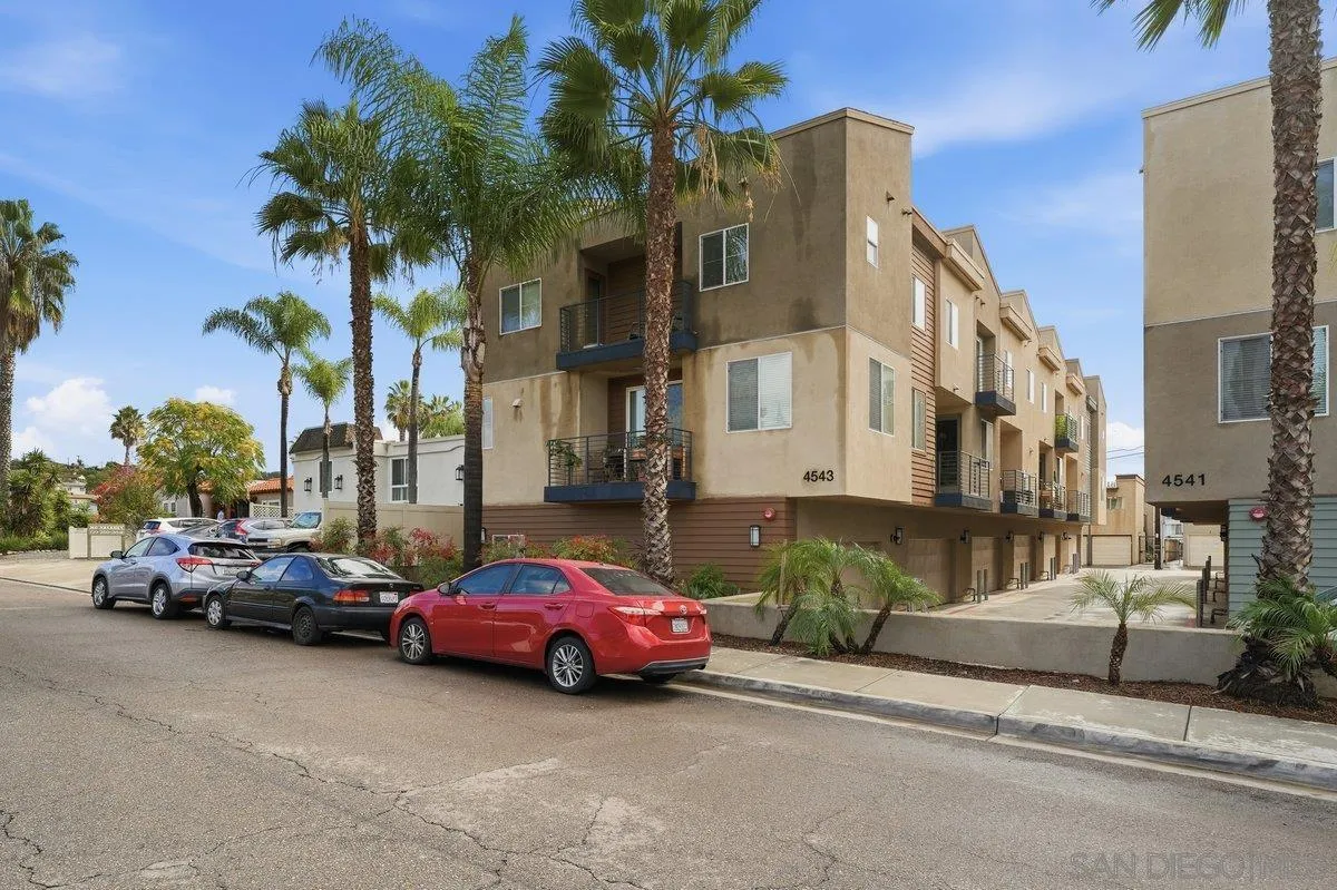 San Diego, California, 92120, United States, 3 Bedrooms Bedrooms, ,3 BathroomsBathrooms,Residential,For Sale,1997272