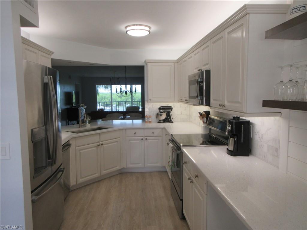 300 Horse Creek Dr, Unit # 202, Naples, Florida, 34110, United States, 2 Bedrooms Bedrooms, ,2 BathroomsBathrooms,Residential,For Sale,300 Horse Creek Dr, Unit # 202,1664045