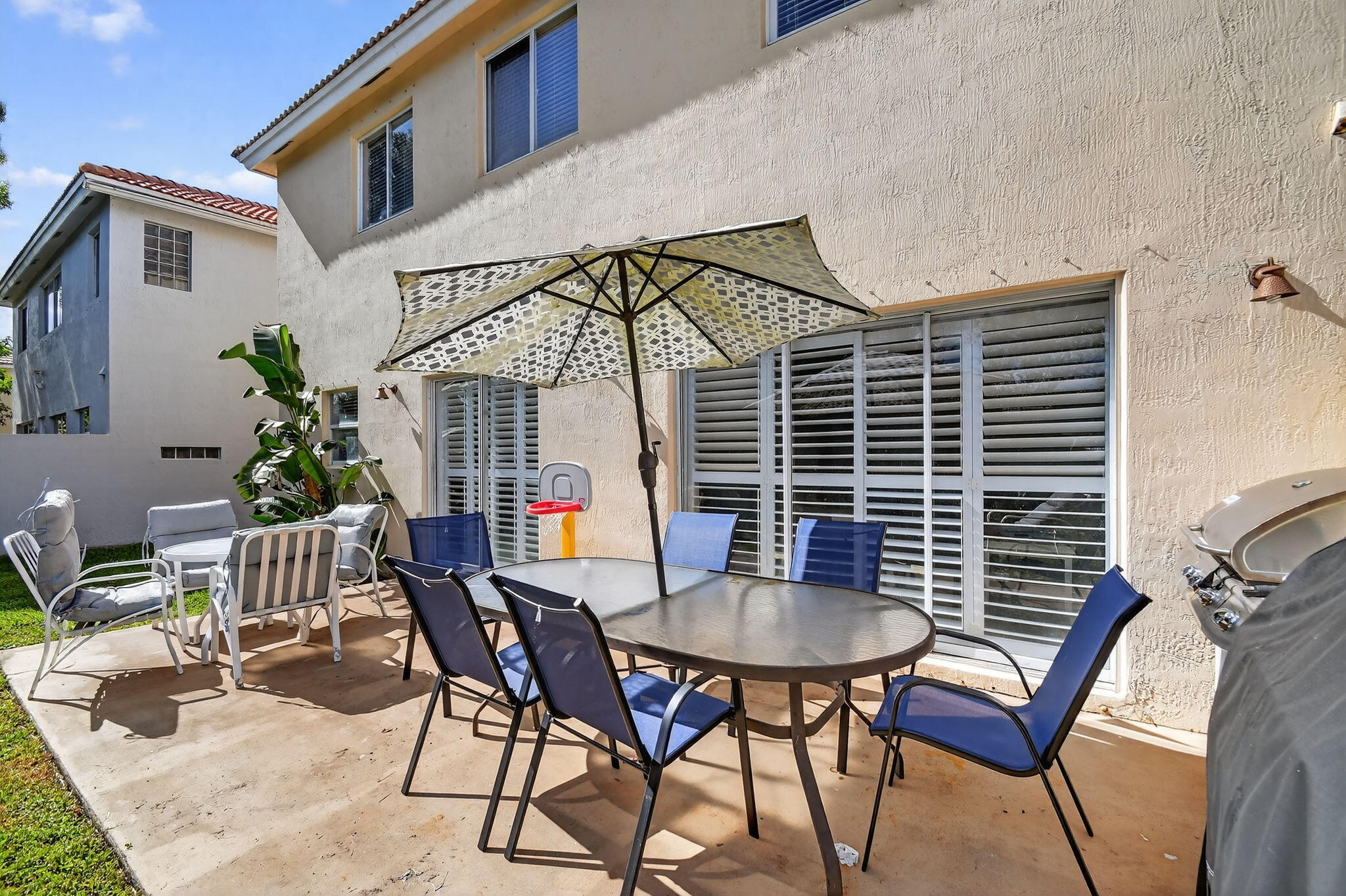 Lake Worth, Florida, 33463, United States, 4 Bedrooms Bedrooms, ,3 BathroomsBathrooms,Residential,For Sale,1995756