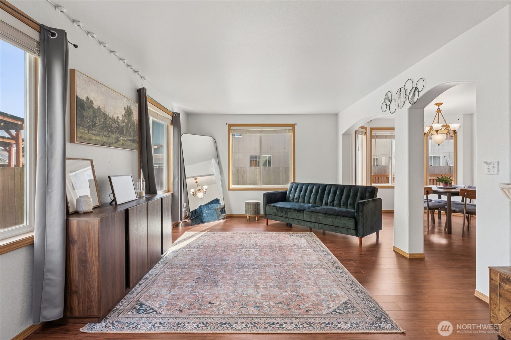 Tacoma, Washington, 98445, United States, 3 Bedrooms Bedrooms, ,2 BathroomsBathrooms,Residential,For Sale,1976537