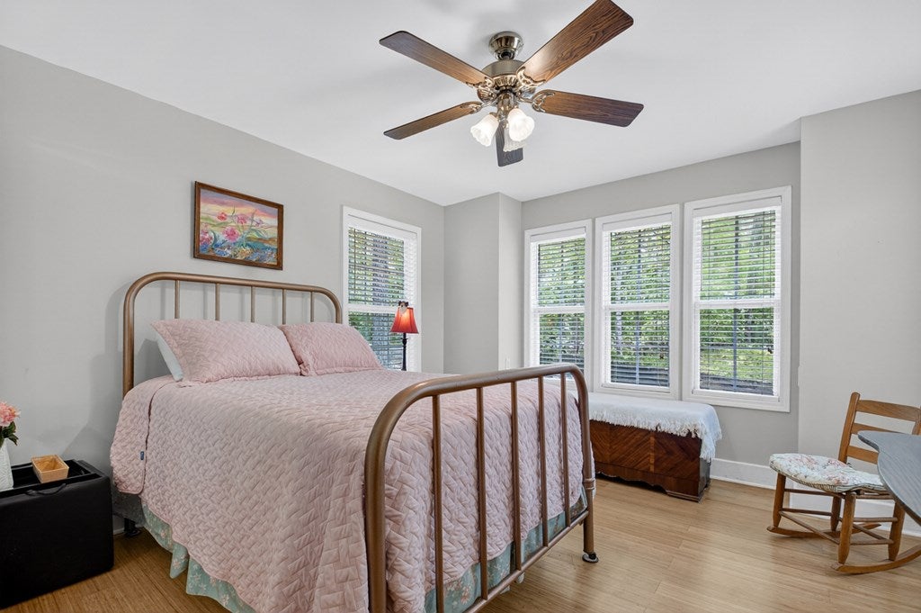 Talking Rock, Georgia, 30175, United States, 5 Bedrooms Bedrooms, ,4 BathroomsBathrooms,Residential,For Sale,1848832