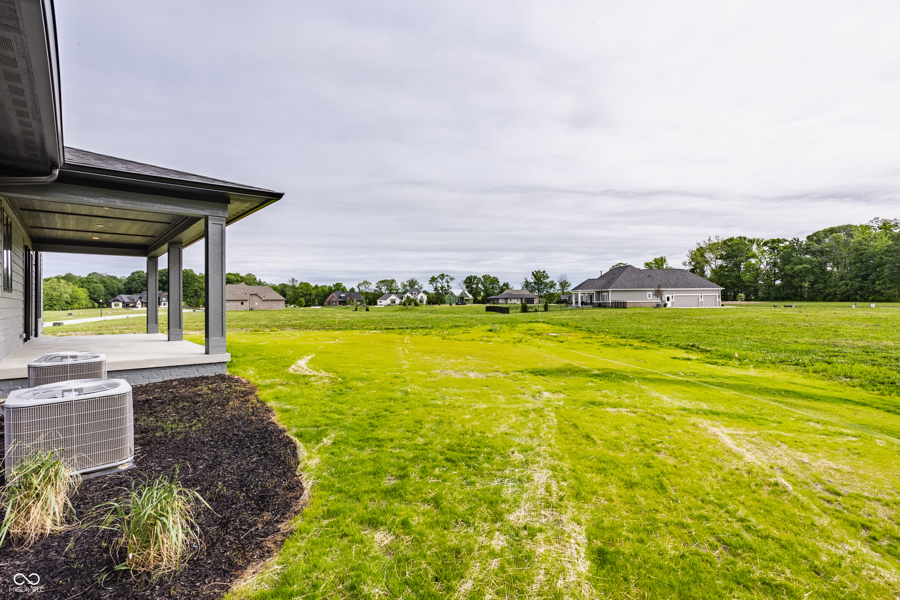 Bargersville, Indiana, 46106, United States, 4 Bedrooms Bedrooms, ,4 BathroomsBathrooms,Residential,For Sale,2047962