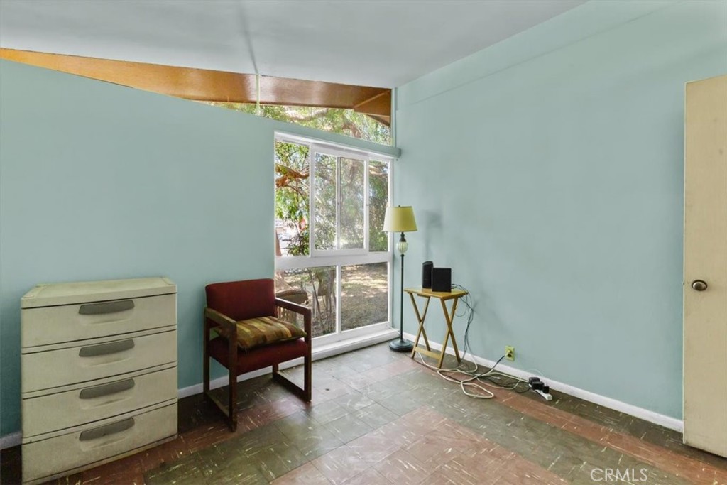 Pomona, California, 91766, United States, 4 Bedrooms Bedrooms, ,2 BathroomsBathrooms,Residential,For Sale,1920904