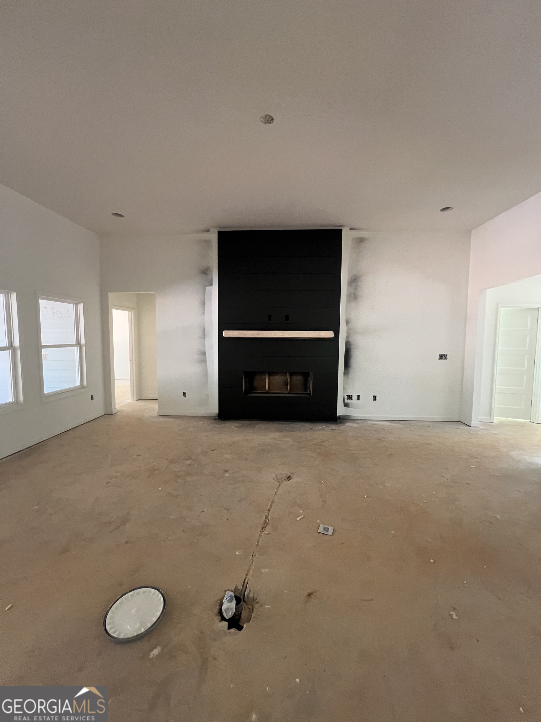 Griffin, Georgia, 30223, United States, 5 Bedrooms Bedrooms, ,4 BathroomsBathrooms,Residential,For Sale,1966245