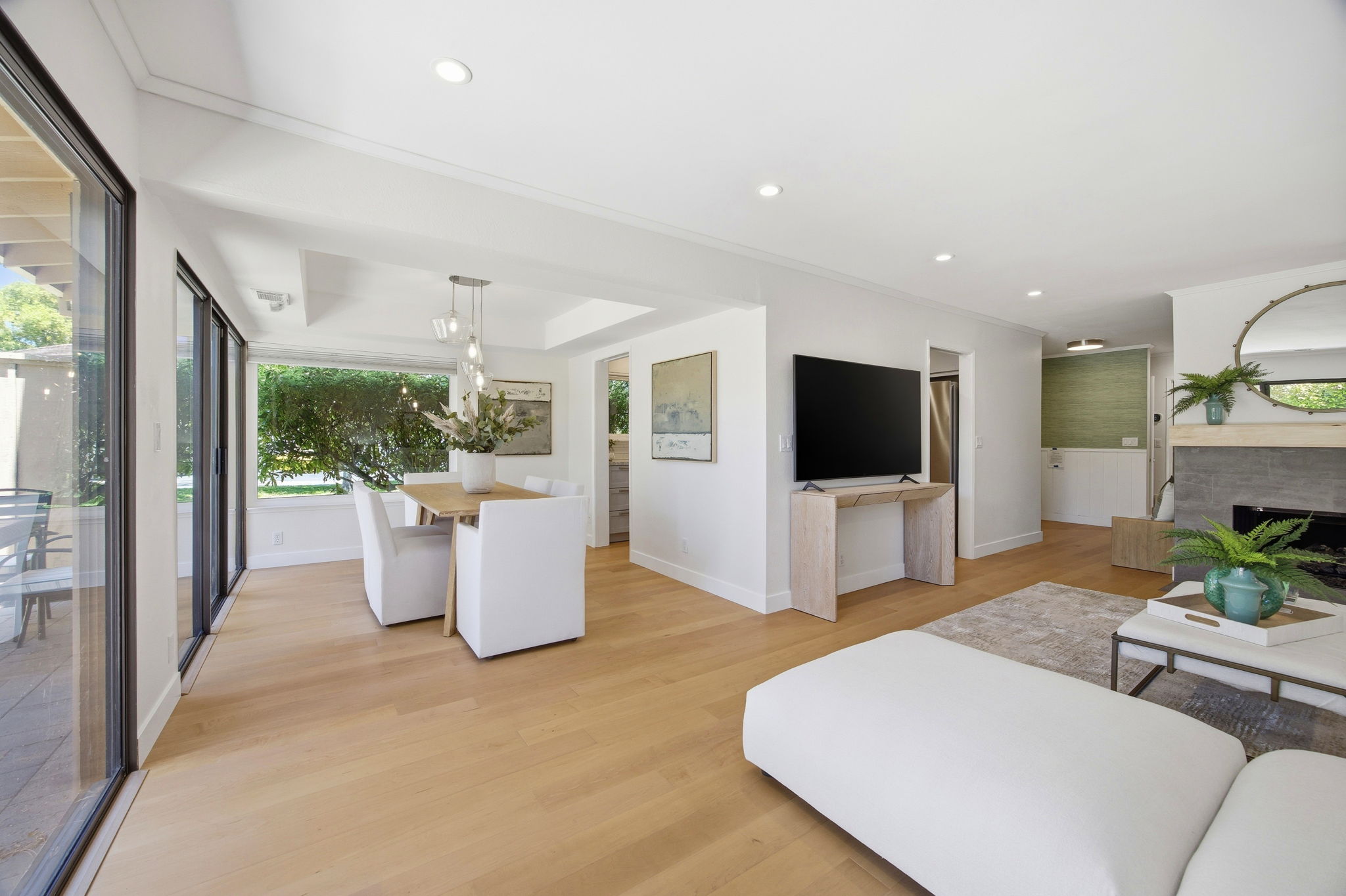  Modern San Carlos Hills Retreat - 物件實景